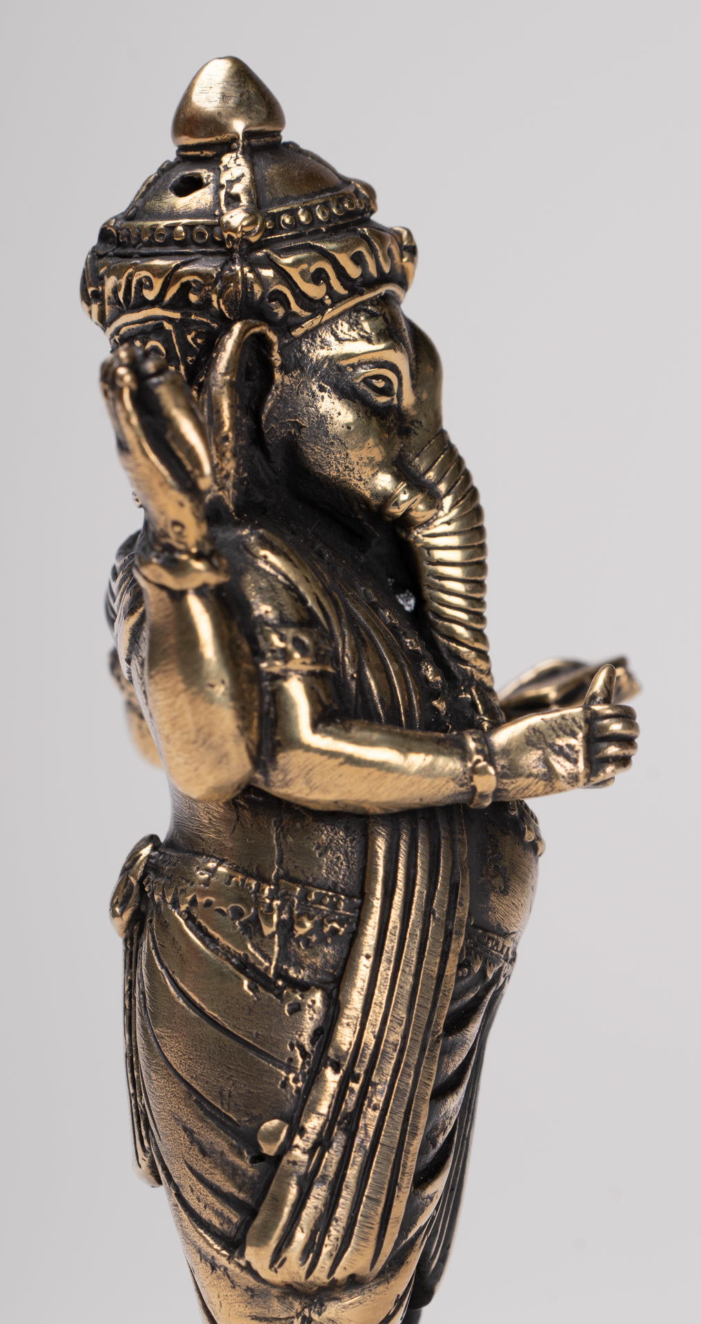 Ganesha Statue - Antique Thai Style Standing Black 4-Arm Ganesha Statue - 12cm/5"