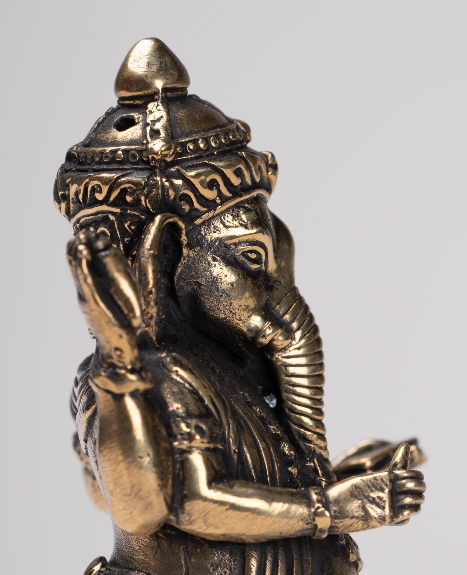 Ganesha Statue - Antique Thai Style Standing Black 4-Arm Ganesha Statue - 12cm/5"