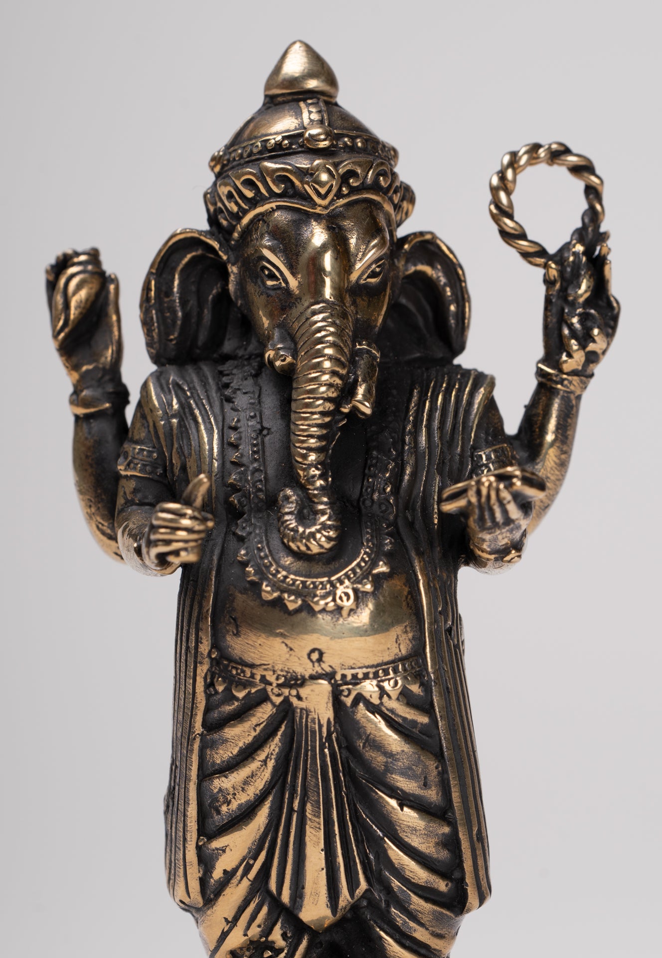 Ganesha Statue - Antique Thai Style Standing Black 4-Arm Ganesha Statue - 12cm/5"