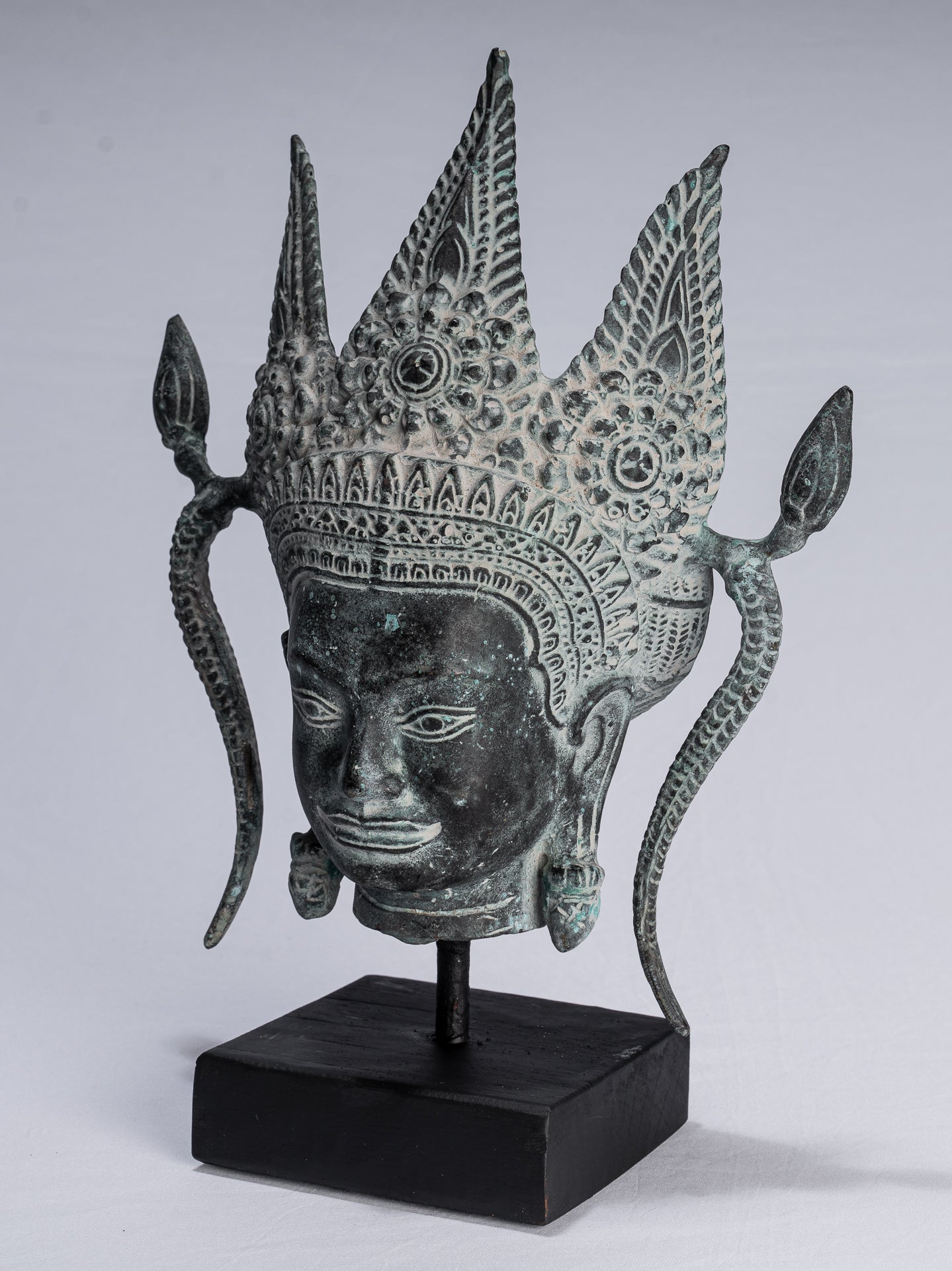 Apsara - Antique Khmer Style Bronzo Angkor Wat Apsara o Angel Statue - 35cm/14 "