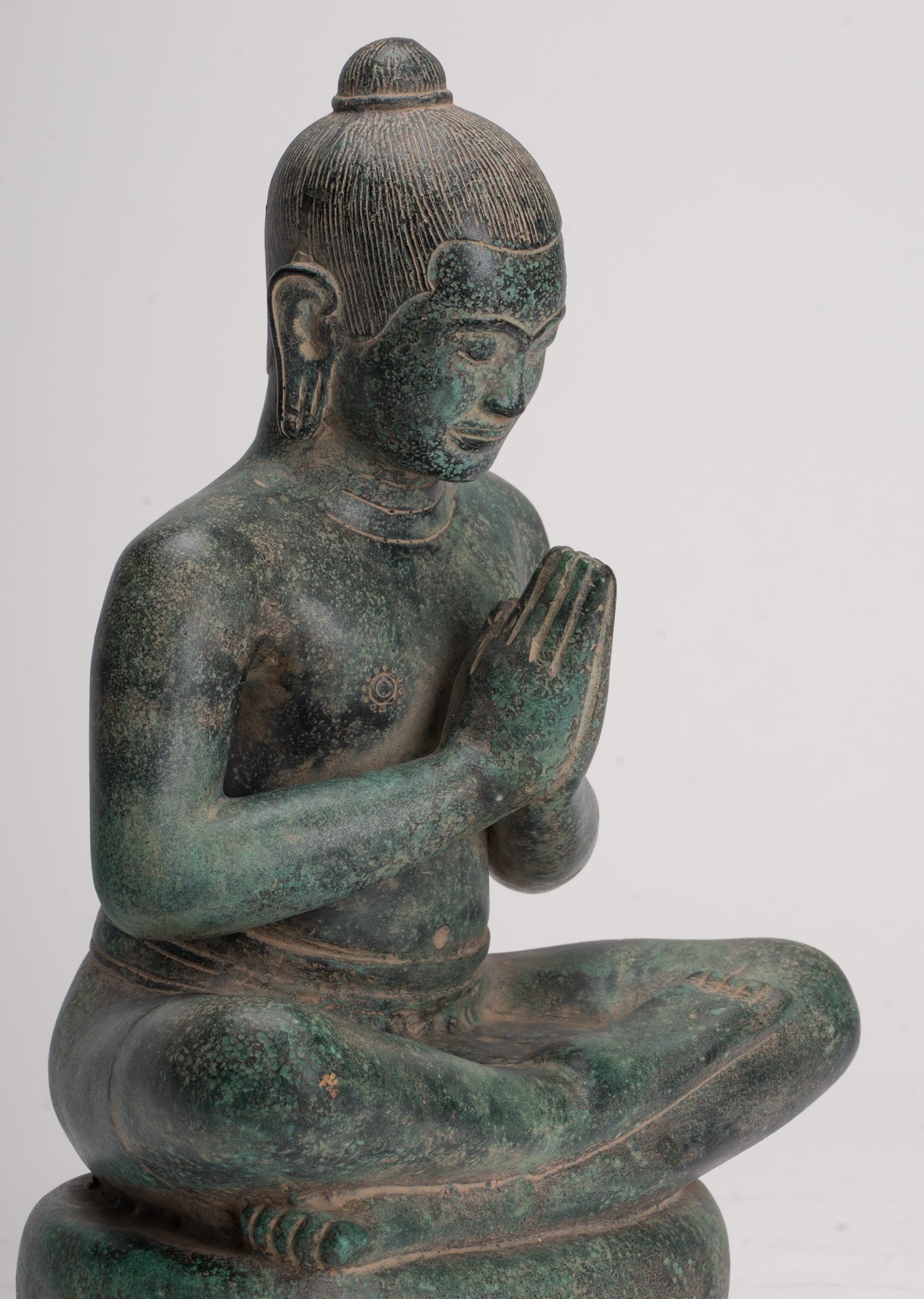 Estatua de Jayavarman - Estatua antigua de bronce de Jayavarman VII estilo jemer sentado - 31 cm/12"