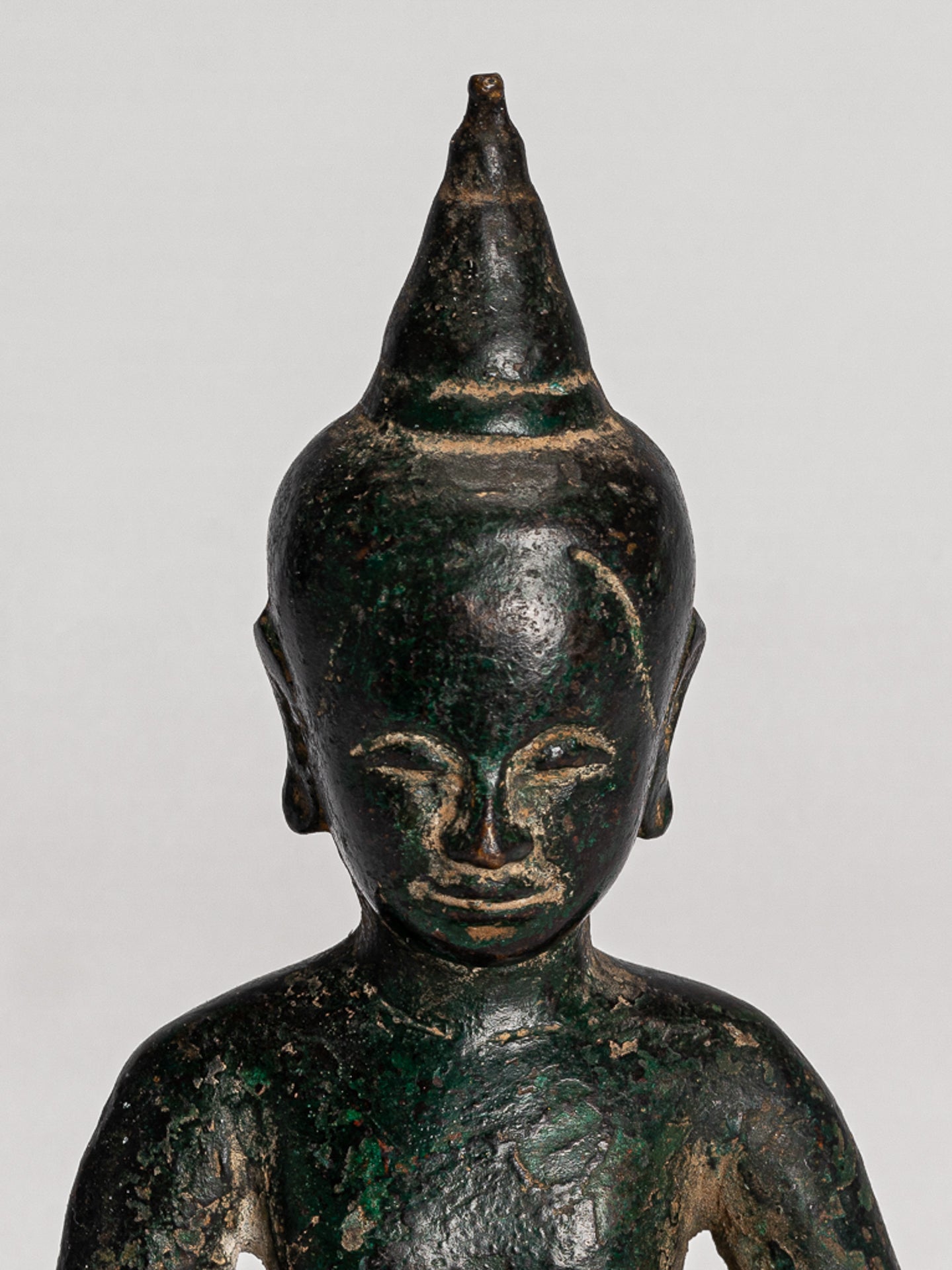 Buddha Statue - Antique Khmer Style Bronze Meditation Phnom Da Buddha Statue - 15cm/6"