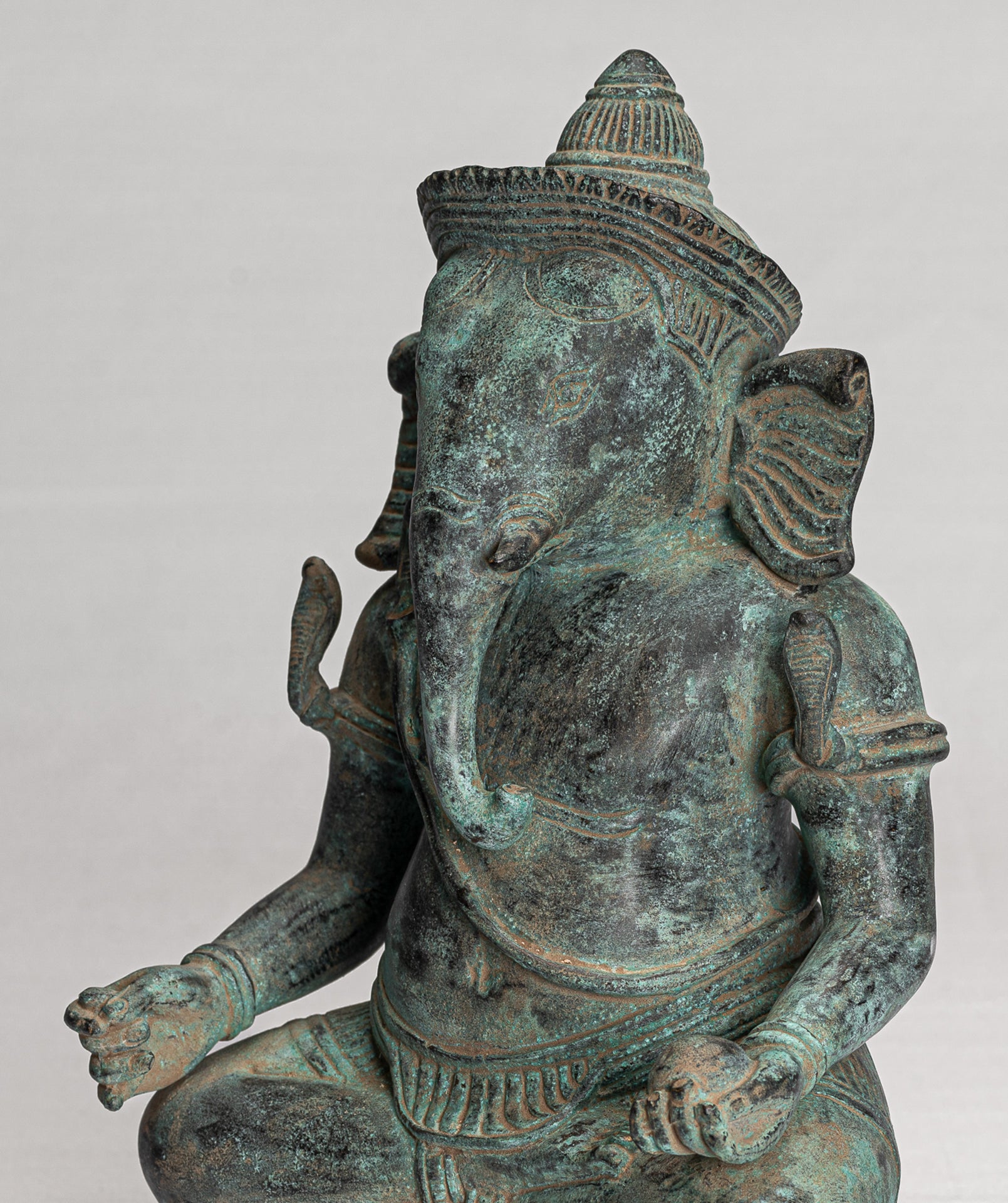 Ganesha Statue - Antique Khmer Style Seated Bronze Bayon Ganesh Statue - 24cm/10"