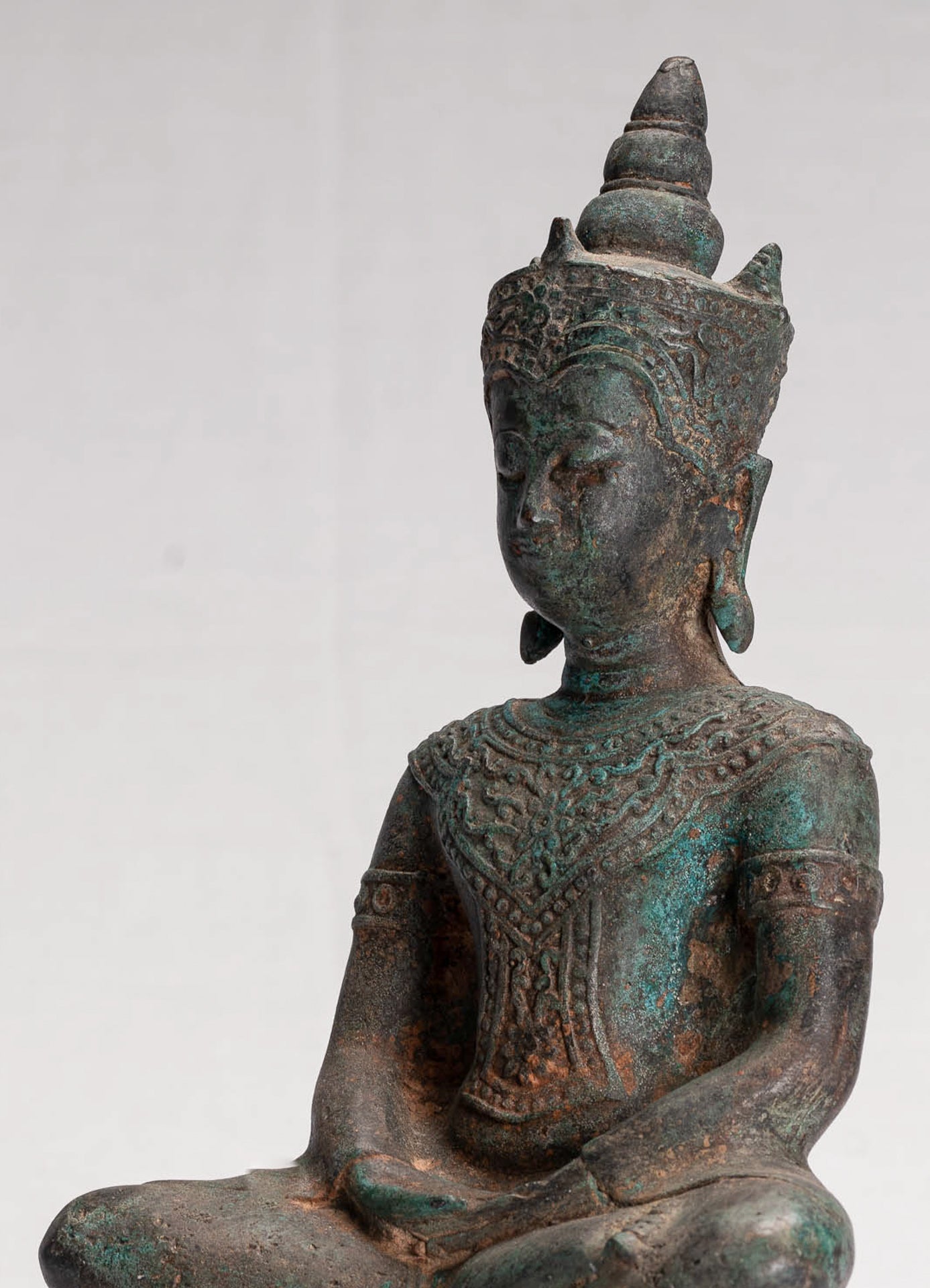 Antique Thai Style Seated Bronze Ayutthaya Meditation Buddha Statue - 26cm/10"