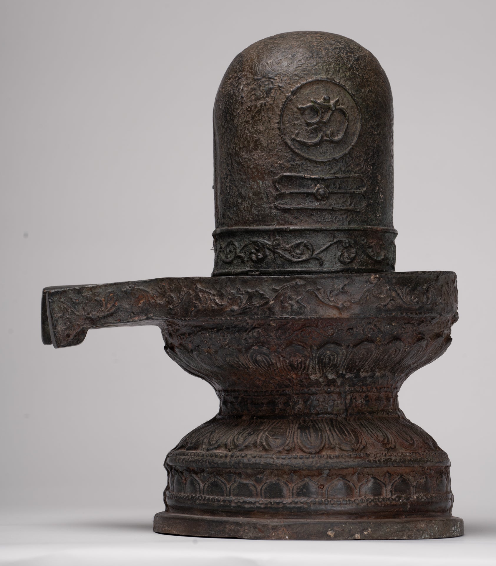 Linga - Antique Indian Style South Asia Bronze Shiva Linga / Lingnum & Yoni - 27cm/11"