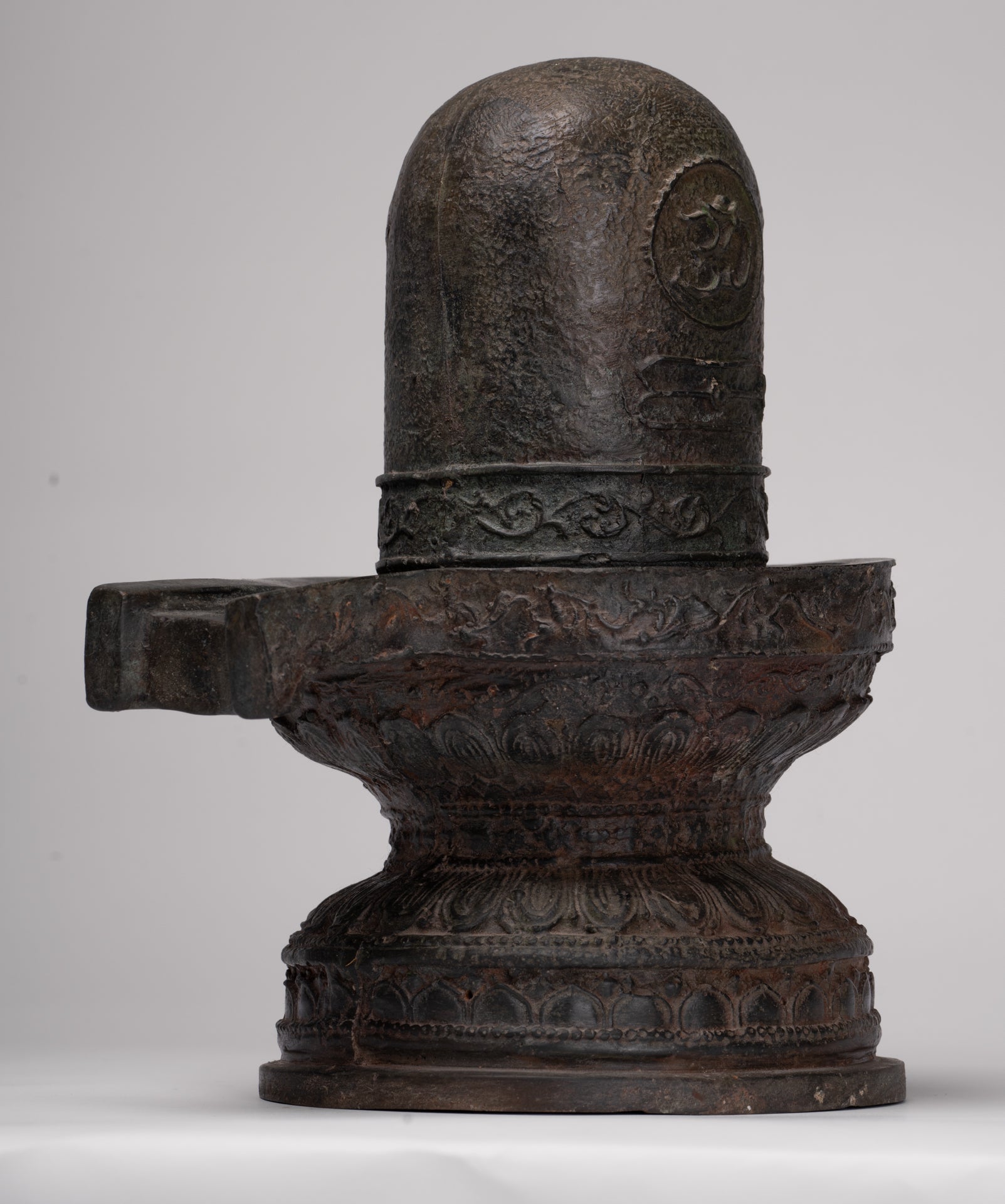 Linga - Antique Indian Style South Asia Bronze Shiva Linga / Lingnum & Yoni - 27cm/11"