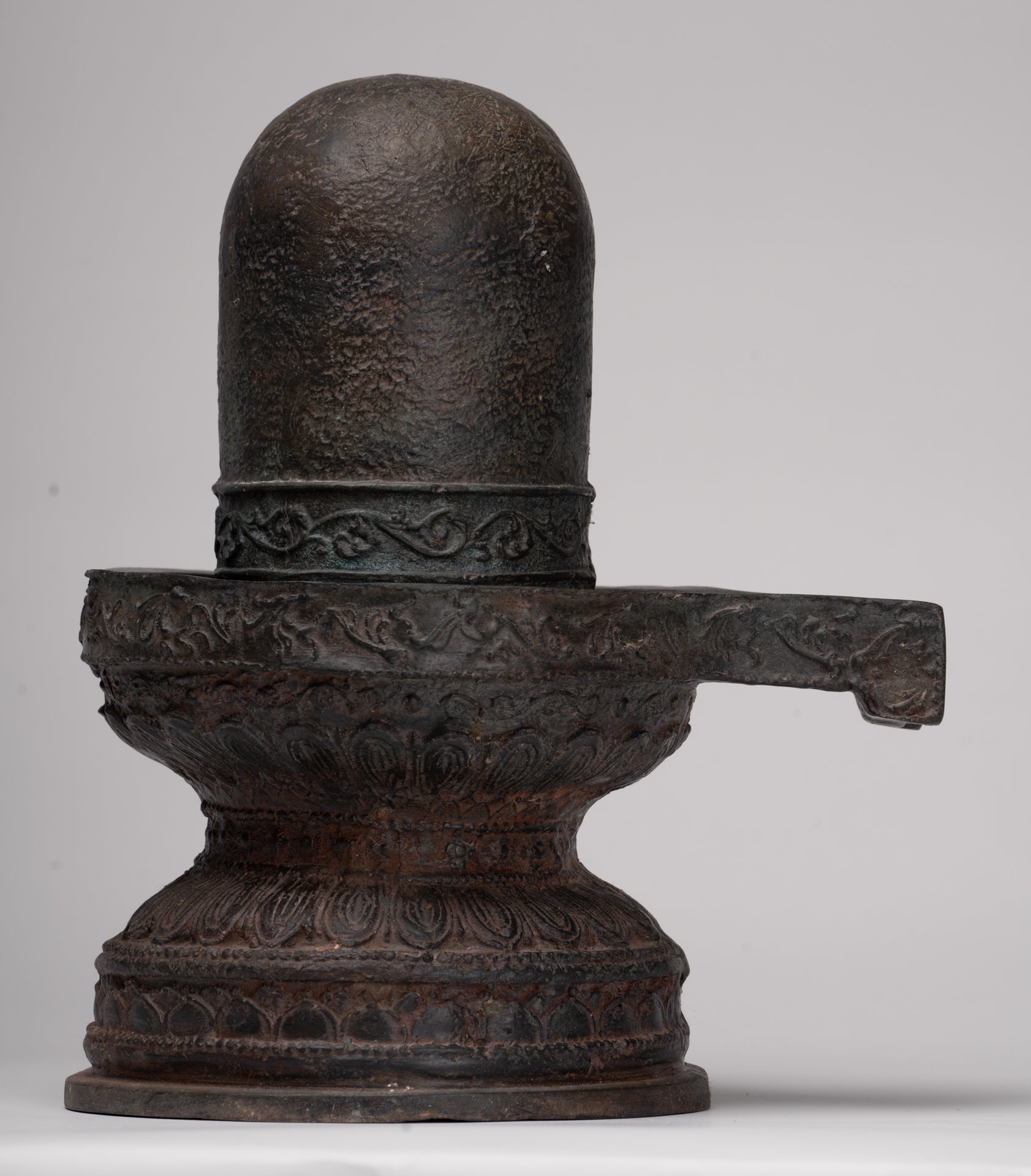 Linga - Antique Indian Style South Asia Bronze Shiva Linga / Lingnum & Yoni - 27cm/11"