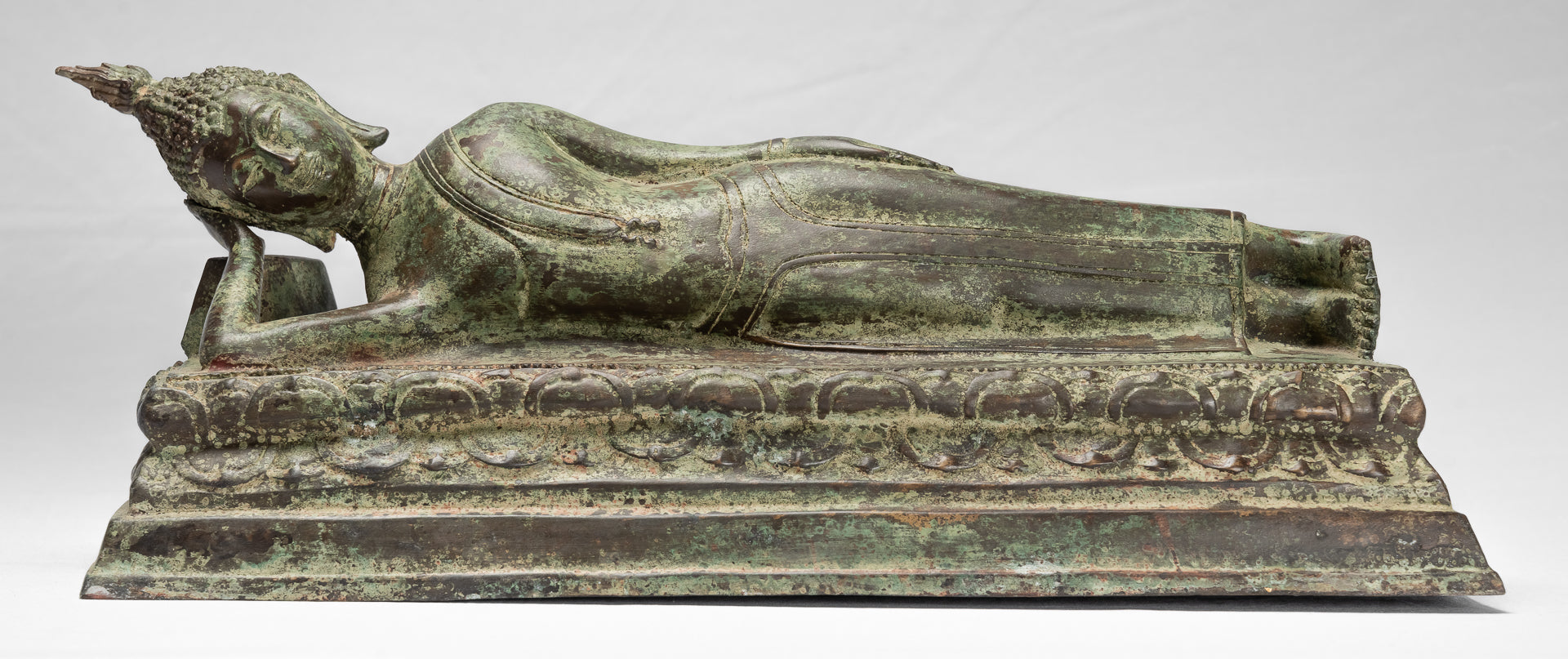 Buddha Statue - Antique Thai Style Bronze Sukhothai Reclining Nirvana Buddha Statue - 54cm/22"