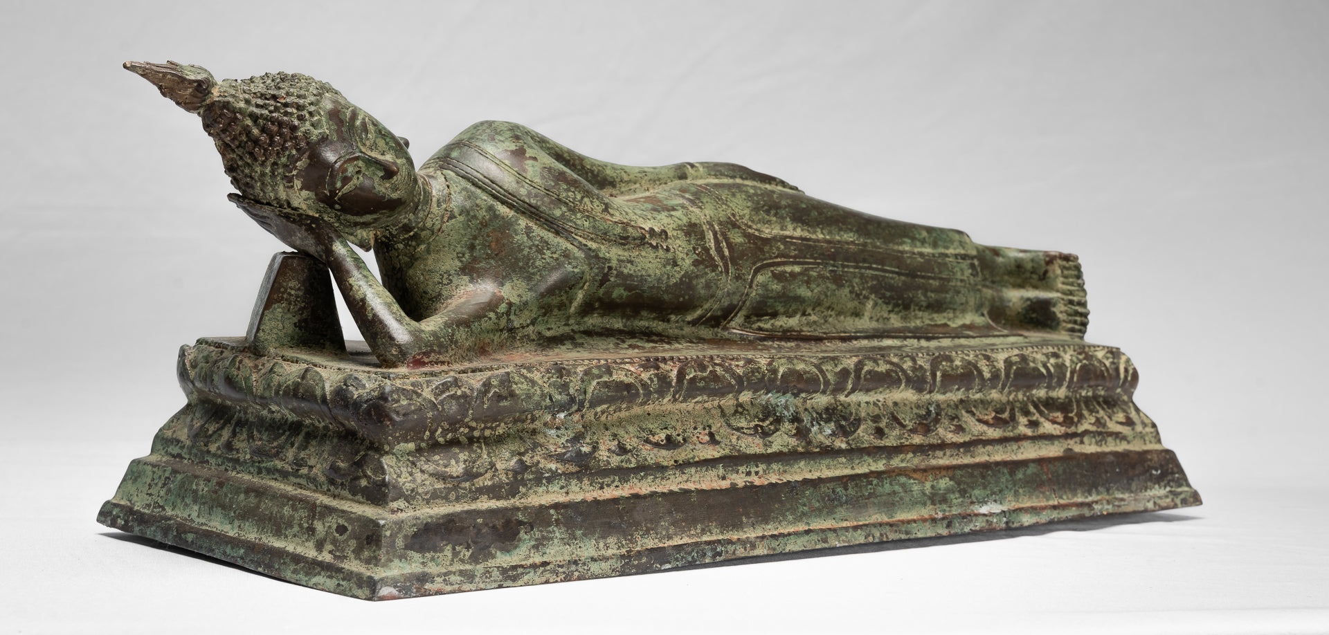 Buddha Statue - Antique Thai Style Bronze Sukhothai Reclining Nirvana Buddha Statue - 54cm/22"