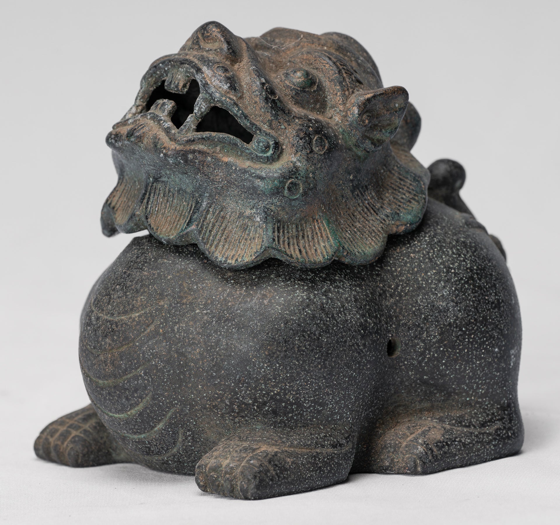 Encensoir dragon en deux pièces en bronze de style chinois antique ou brûleur d'encens et porte-bâton d'encens - 12 cm de haut