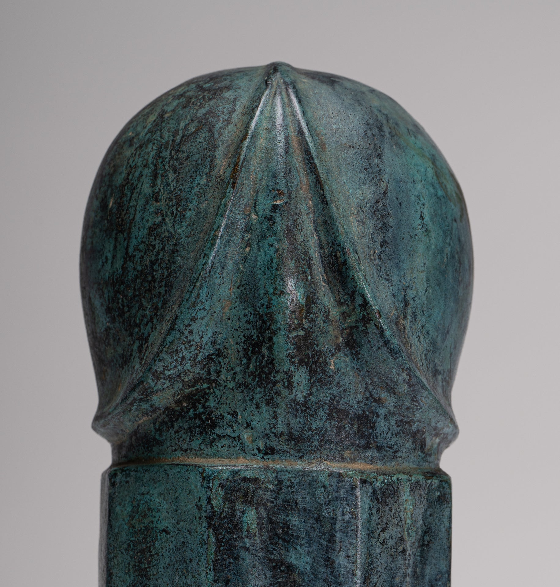 Antique Khmer Style Verdigris Bronze Apsara Linga / Lingnum - 23cm/9"