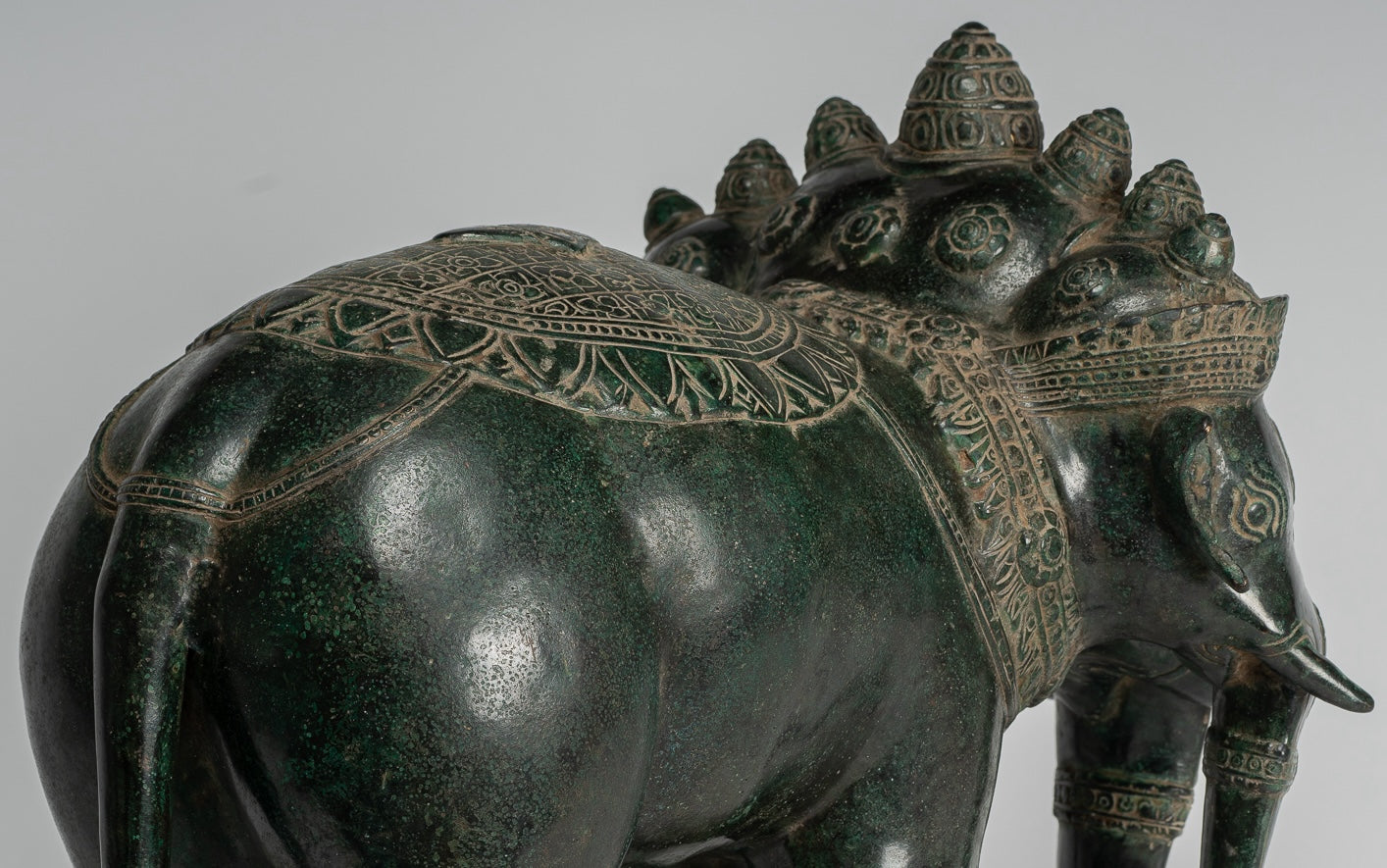 Estatua de Airavata o Elephant de Estilo Antiguo de Estilo JMER - 44cm/18 "de altura