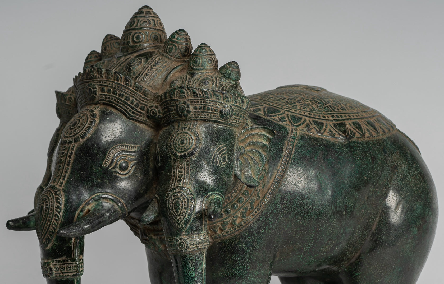 Estatua de Airavata o Elephant de Estilo Antiguo de Estilo JMER - 44cm/18 "de altura