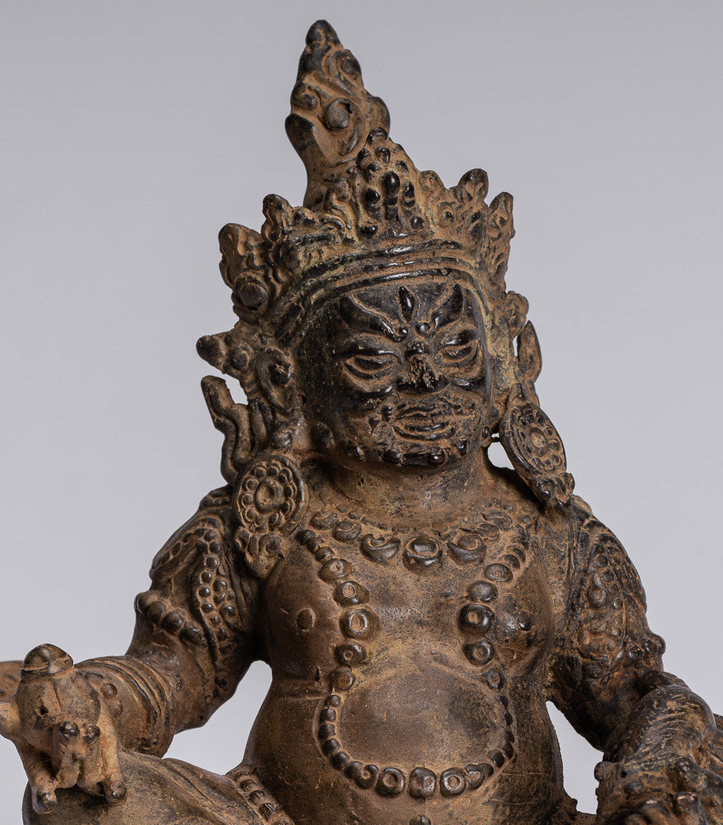 Statue de Jambhala – Antique Java Majapahit Style assis Jambhala Statue Dieu de la richesse – 21 cm/20,3 cm