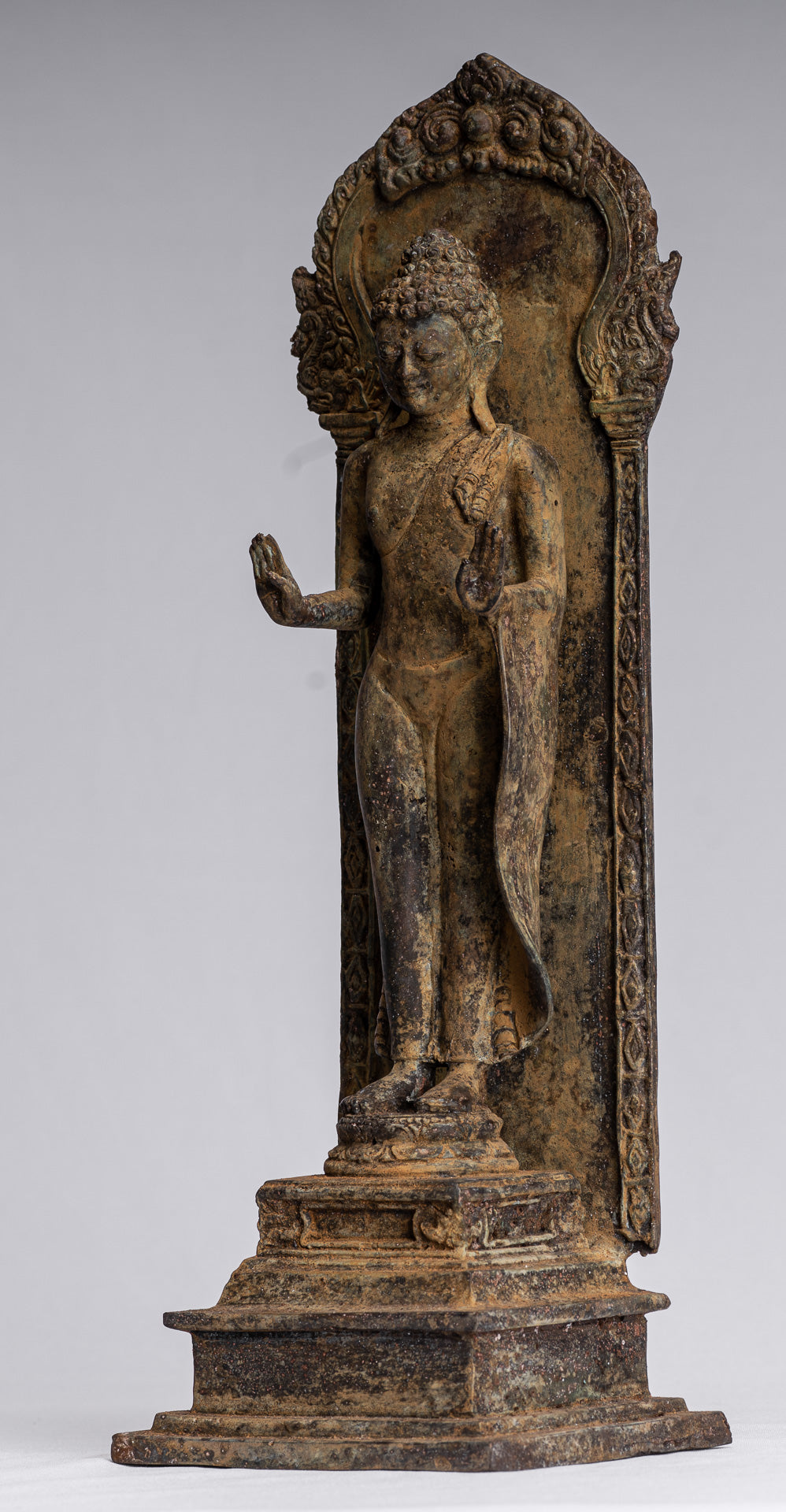 Statue de Bouddha – Bouddha de protection javanais debout en bronze de style indonésien antique – 37 cm/15"