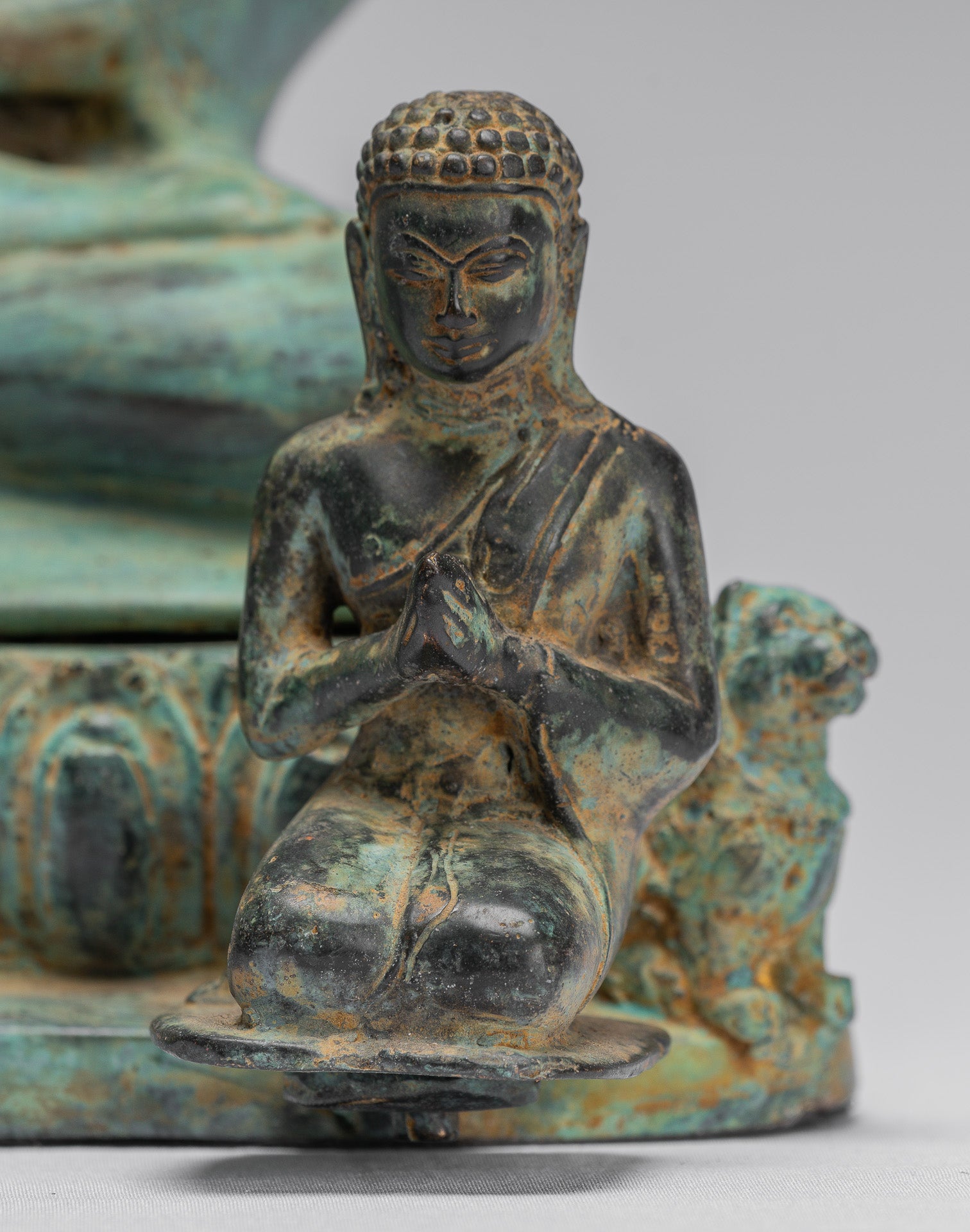 Buddha Statue-Antike Indonesische Stil Seated Bronze Javanese Erleuchtung Buddha mit Jüngern-32cm/13 "