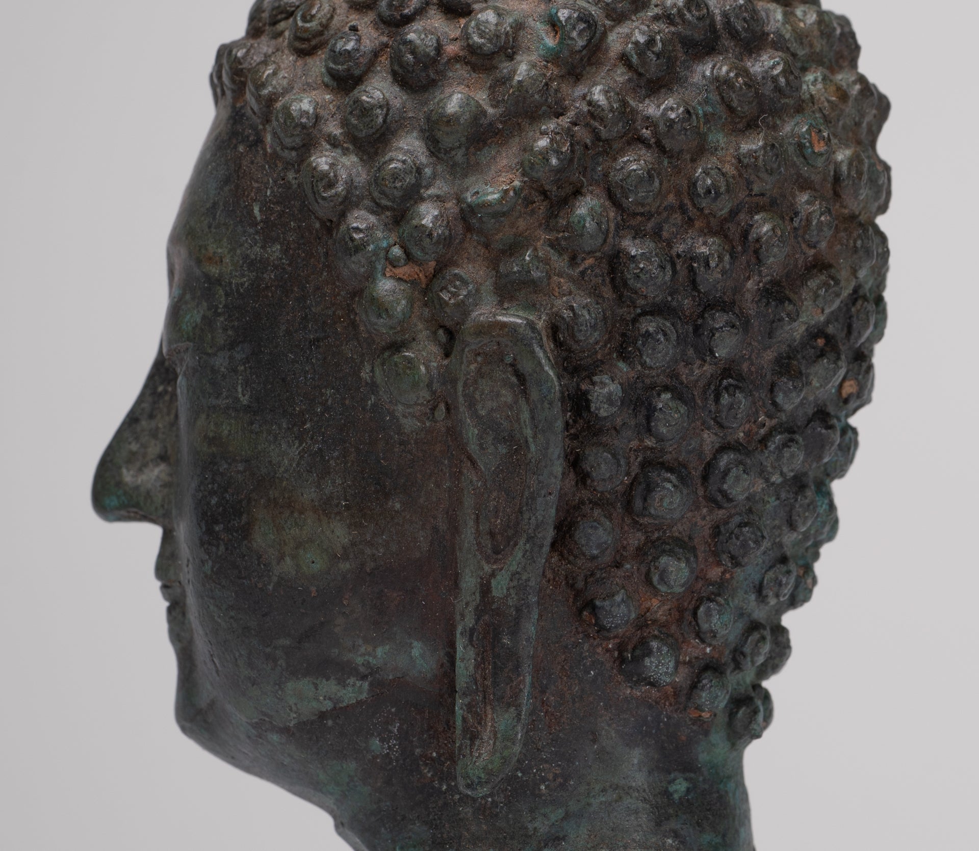 Buddha Head - Antique Thai Style Chiang Saen Mounted Bronze Buddha Head - 19cm/8"