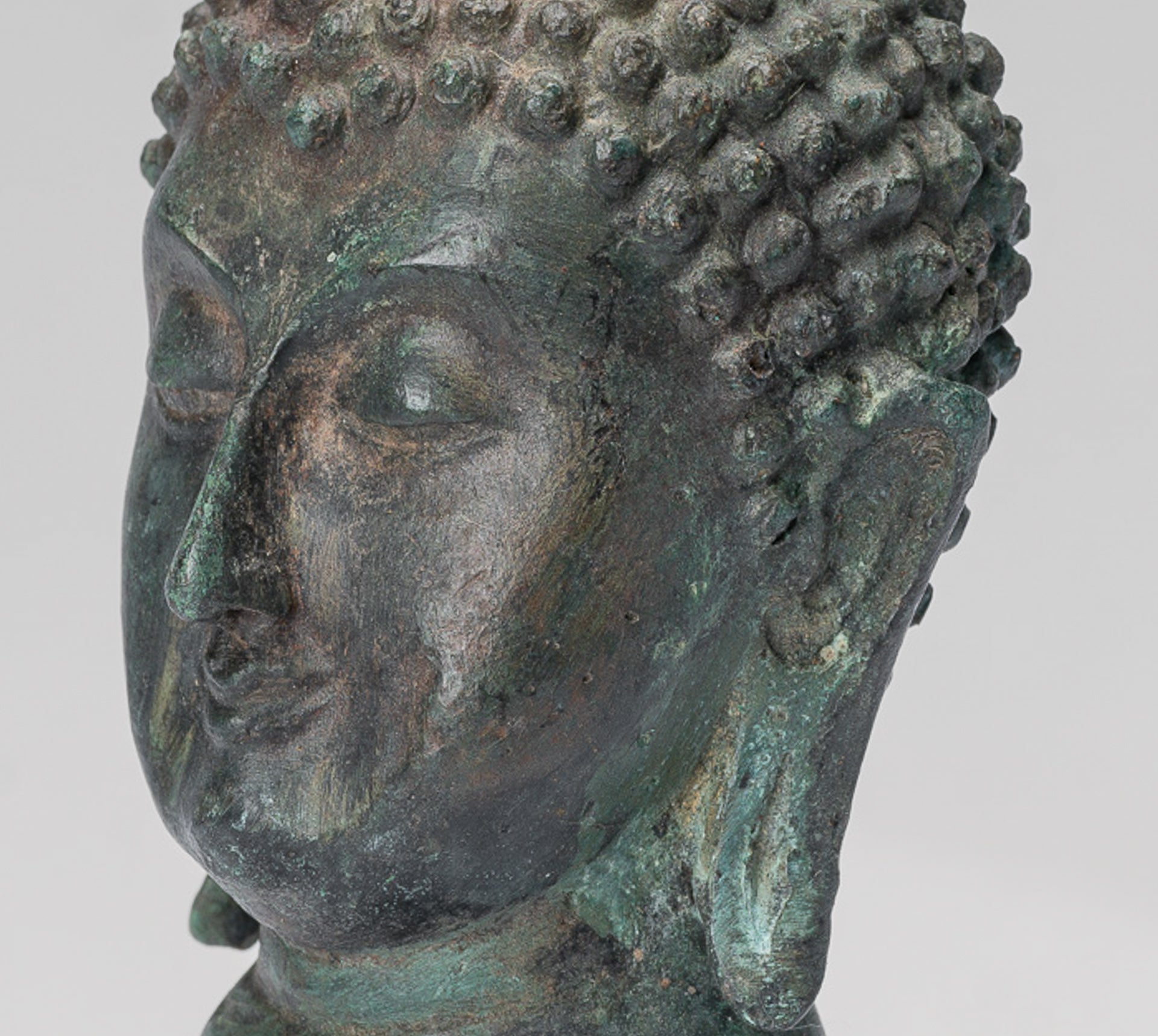 Buddha Head - Antique Thai Style Sukhothai Mounted Bronze Buddha Head - 18cm/7"