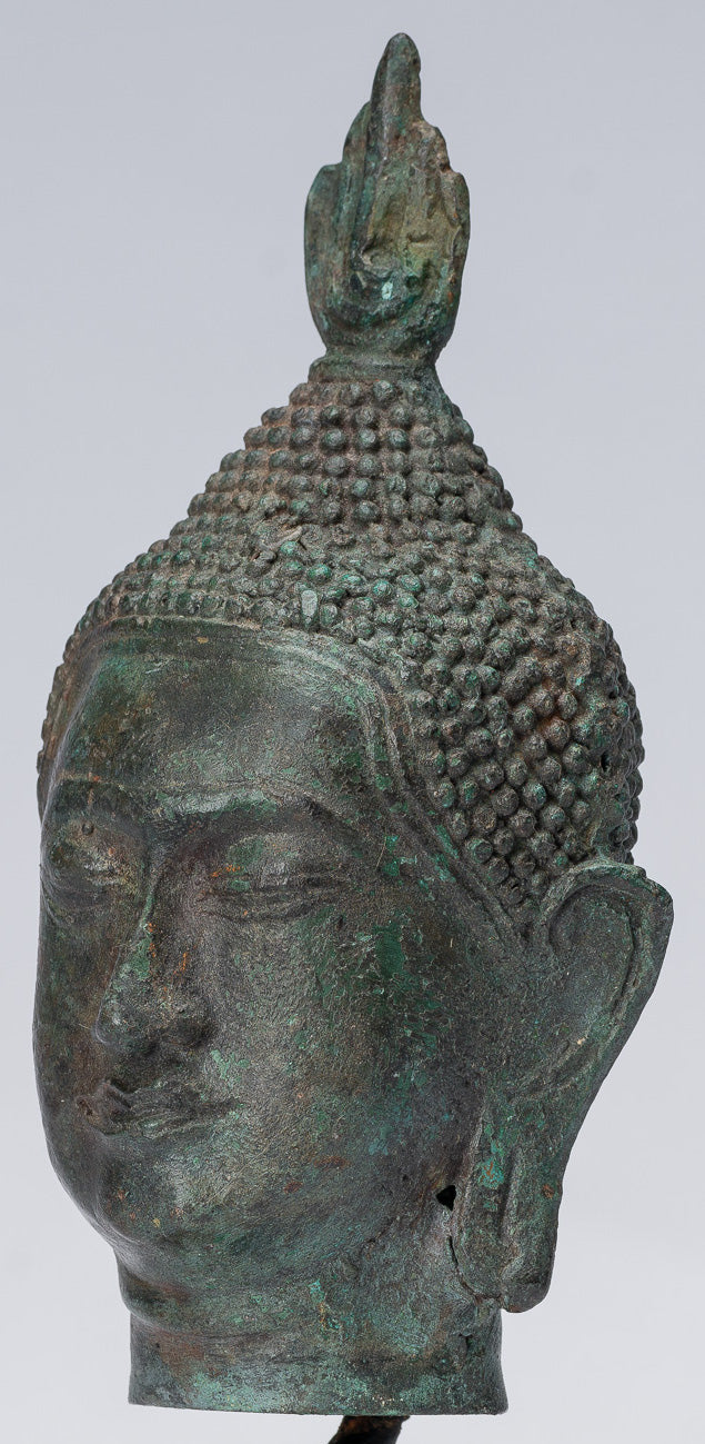 Buddha-Kopf – Bronze-Buddha-Kopf im antiken Thai-Stil, Sukhothai montiert – 17 cm.