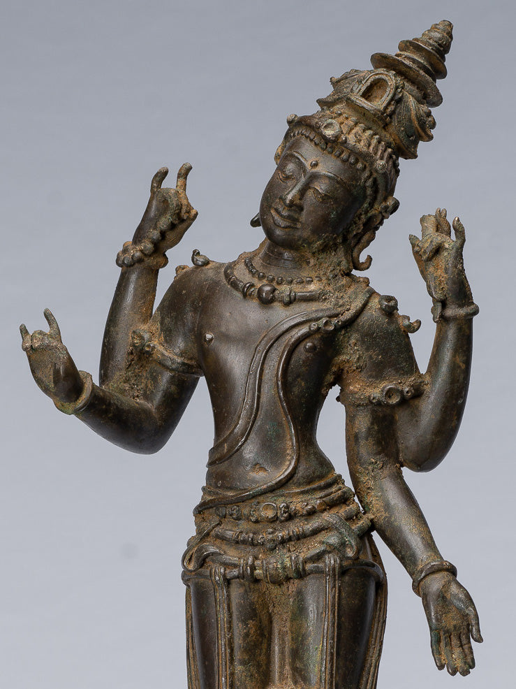 Tara-Statue – antike Majapahit-Statue aus Bronze, Devi-Tara-Statue im Java-Stil – 56 cm.