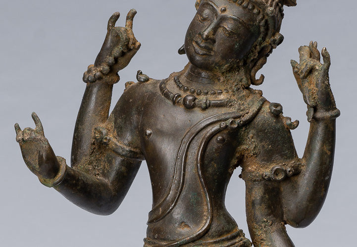 Tara-Statue – antike Majapahit-Statue aus Bronze, Devi-Tara-Statue im Java-Stil – 56 cm.
