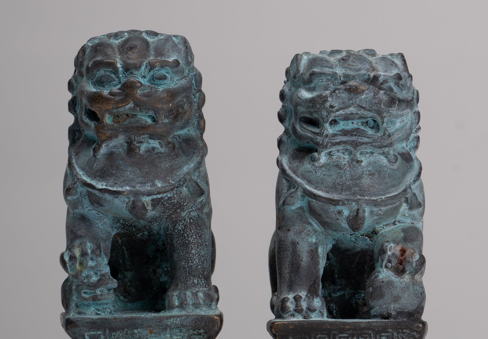 Antique Chinese Style Temple Guardian Lions Shishi Lions Foo Dogs Imperial Lions (Pair) - 10.5cm/4"