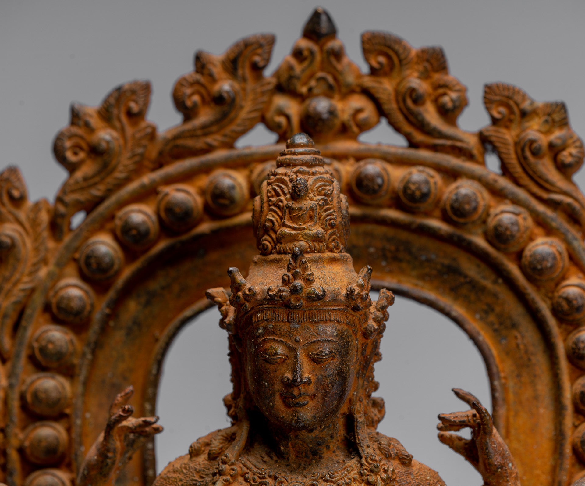 Estatua de Bodhisattva - Estatua de Bodhisattva de estilo indonesio antiguo indonesio - 28 cm/11 "