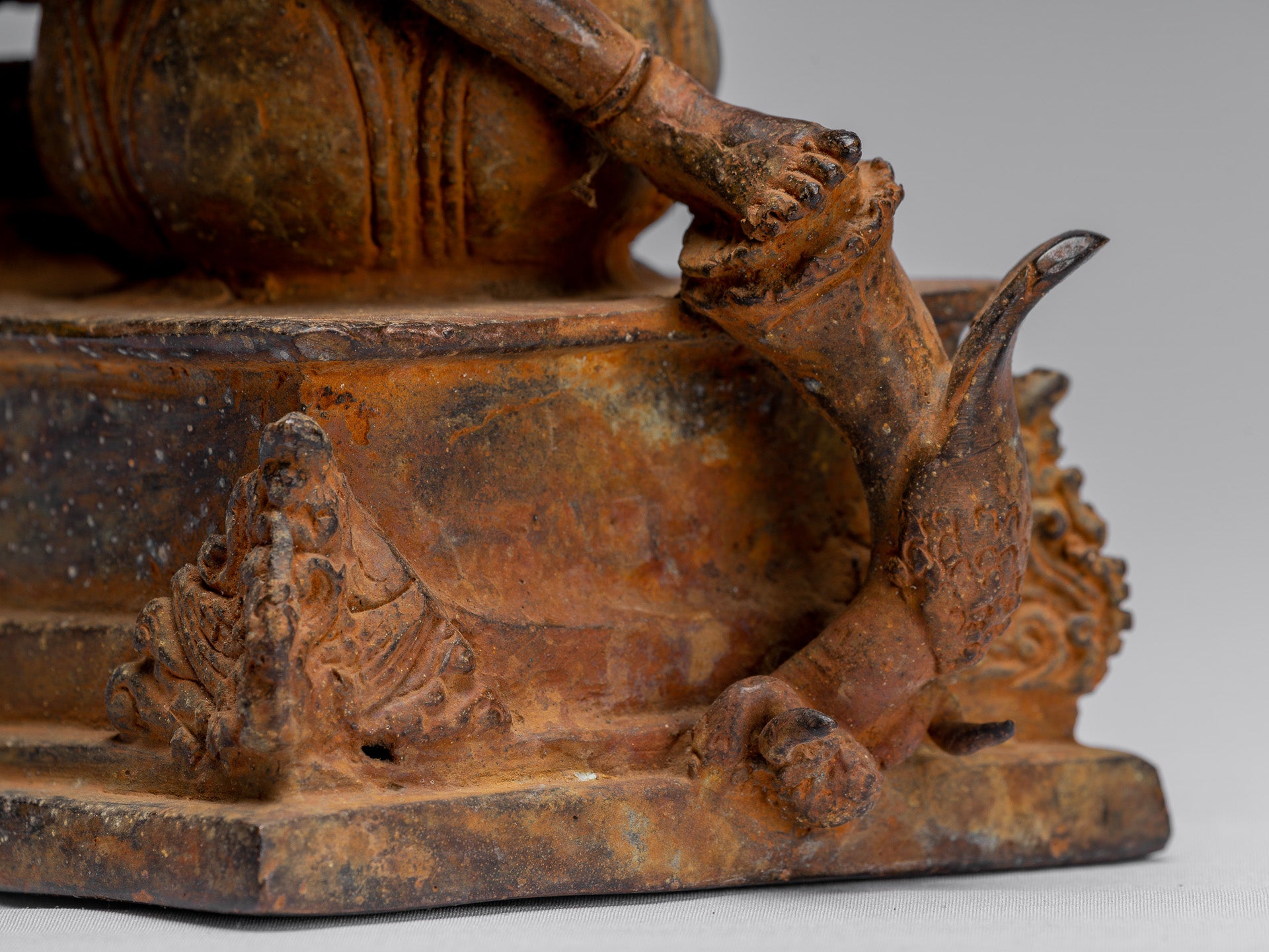 Estatua de Bodhisattva - Estatua de Bodhisattva de estilo indonesio antiguo indonesio - 28 cm/11 "