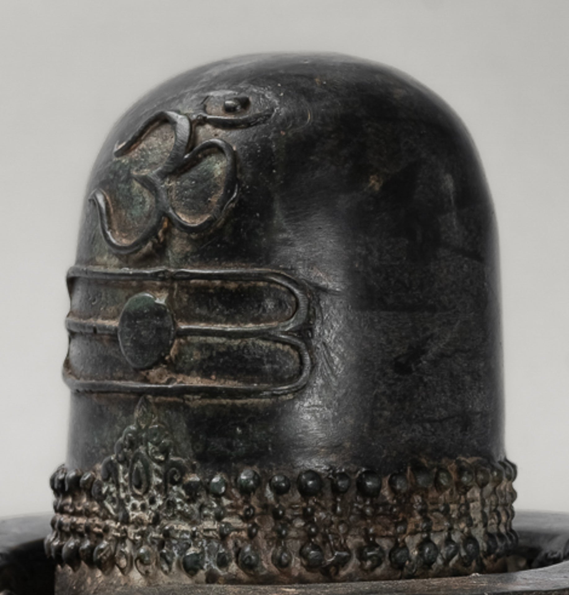 Linga - Antique Indian Style South Asia Bronze Shiva Linga / Lingnum & Yoni - 21cm/8"