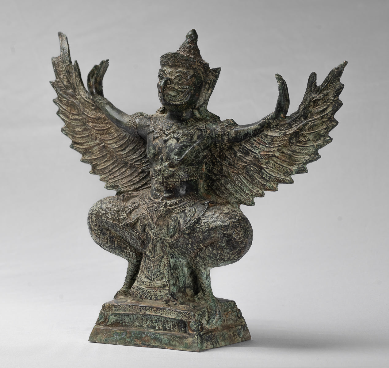 Estatua de estado de estilo tailandés antiguo Vishnu Garuda - 33 cm/13 "