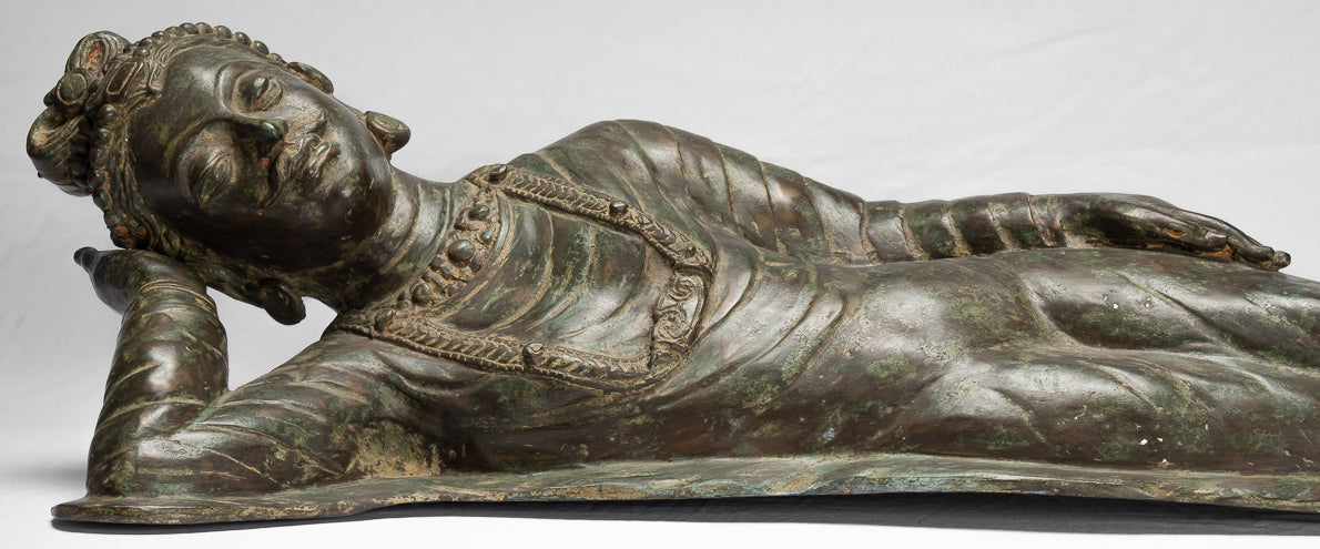 Antique in stile indiano Gandhara Bronzo Reclining Vishnu Statua - 95 cm/38 "Long