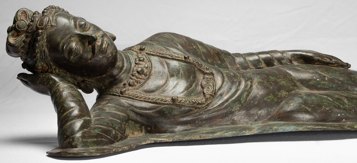 Antique in stile indiano Gandhara Bronzo Reclining Vishnu Statua - 95 cm/38 "Long