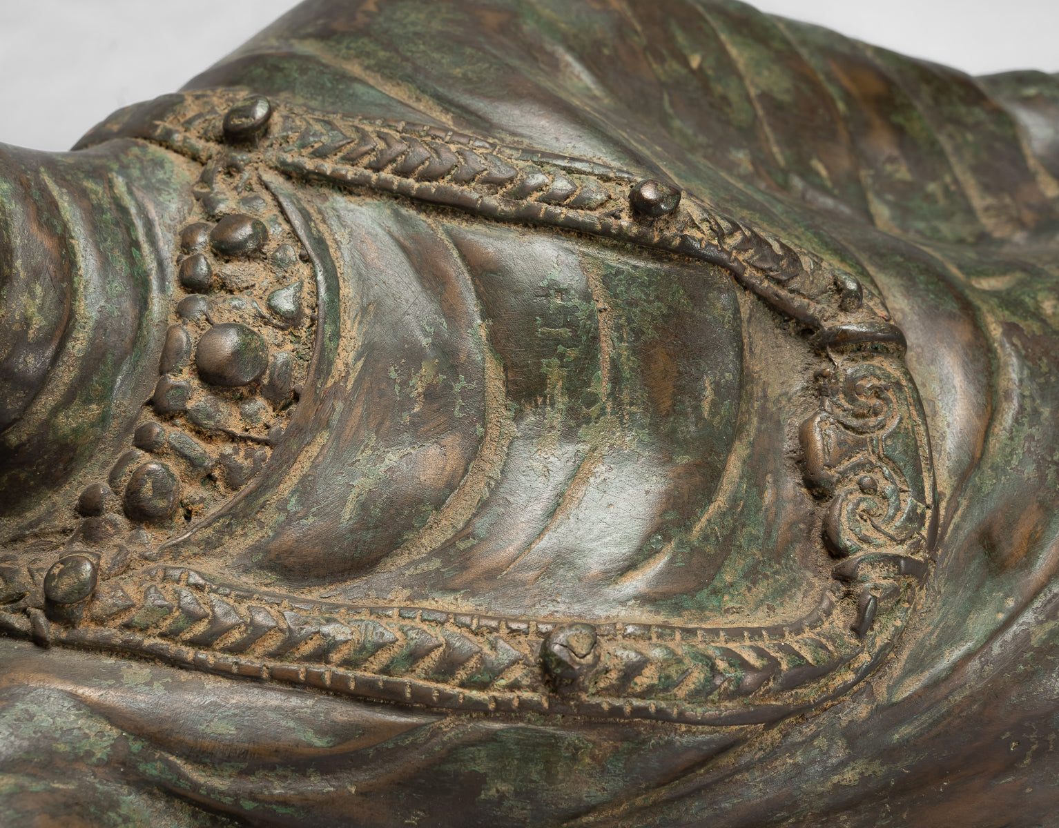 Antique in stile indiano Gandhara Bronzo Reclining Vishnu Statua - 95 cm/38 "Long