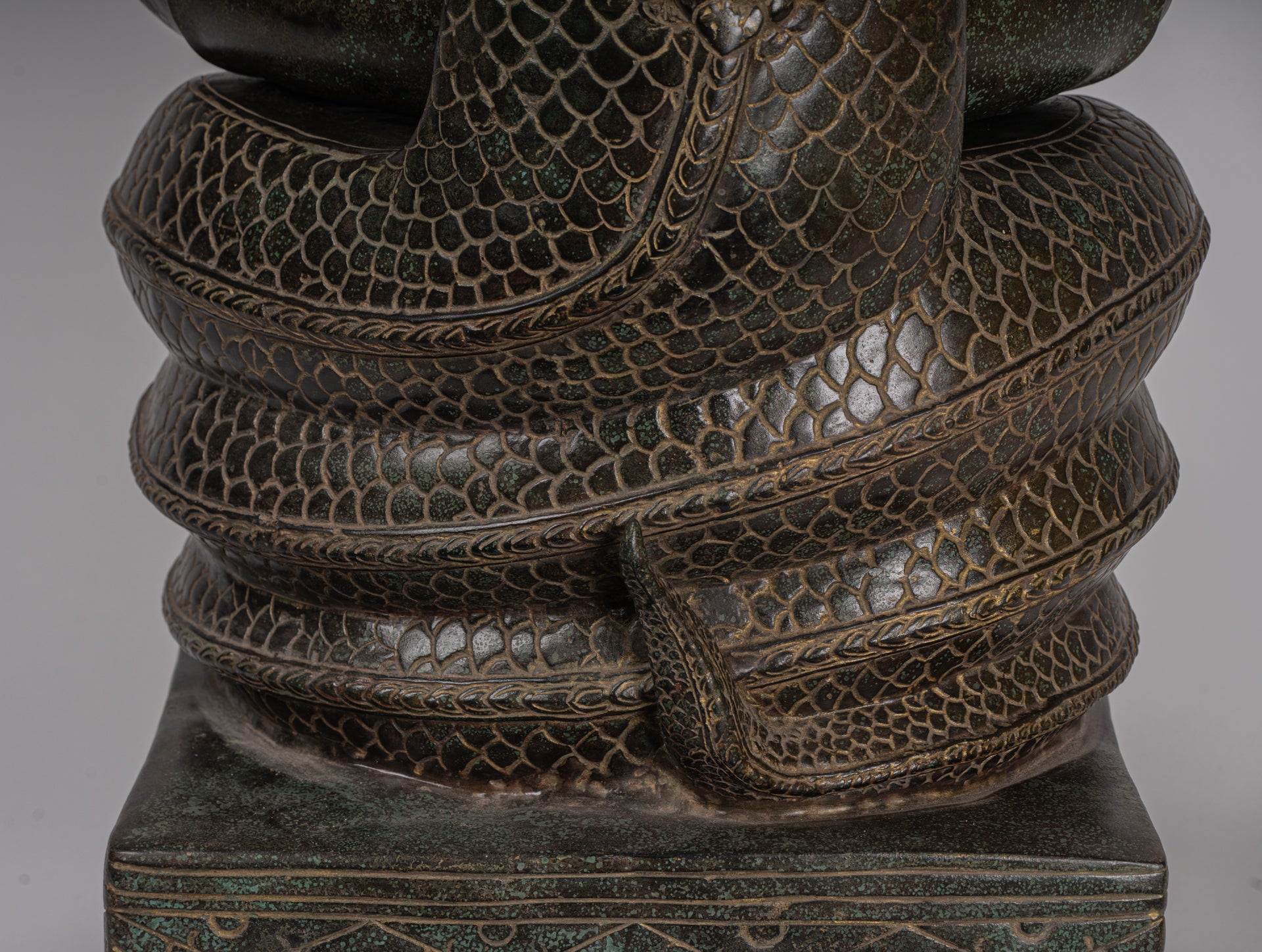 Estatua de Buda - Estilo de bayón antiguo Khmer Meditación Naga Naga Buddha - 114cm/46 "