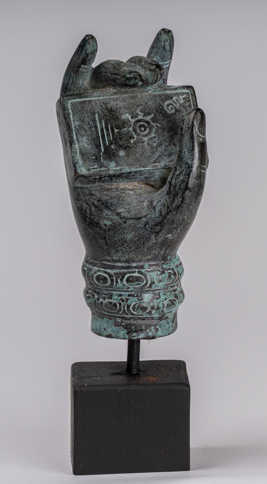 Mano de bronce de bronce del sudeste asiático de estilo antiguo montado - 17cm/7 "