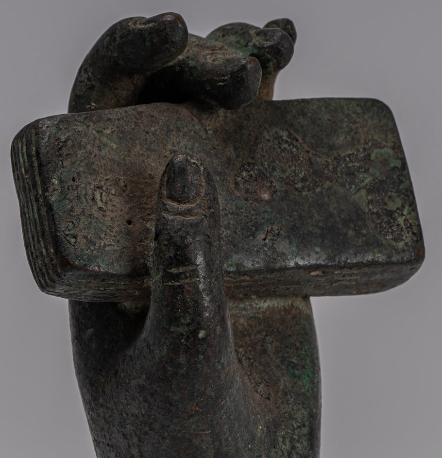Mano di bronzo del sud -est asiatico e sutra del sud -est asiatico. 16 cm/6 "