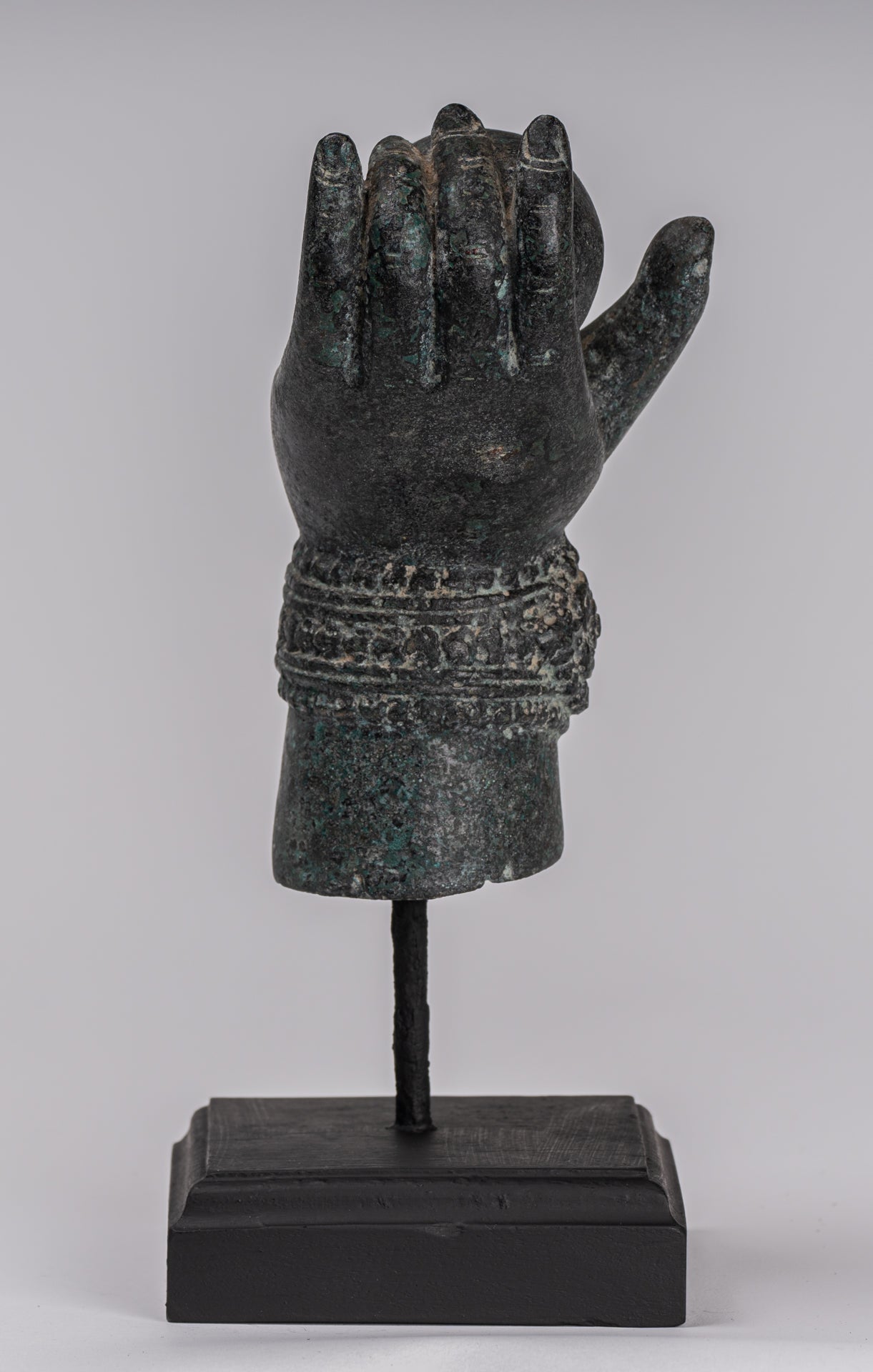 Antiguo montado en el estilo jemer del sudeste asiático Vishnu Hand & Pinda o Ball - 24 cm/10 "