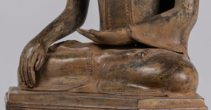 Buddha Statue - Antique Indonesian Style Seated Bronze Javanese Enlightenment Buddha - 52cm/21"