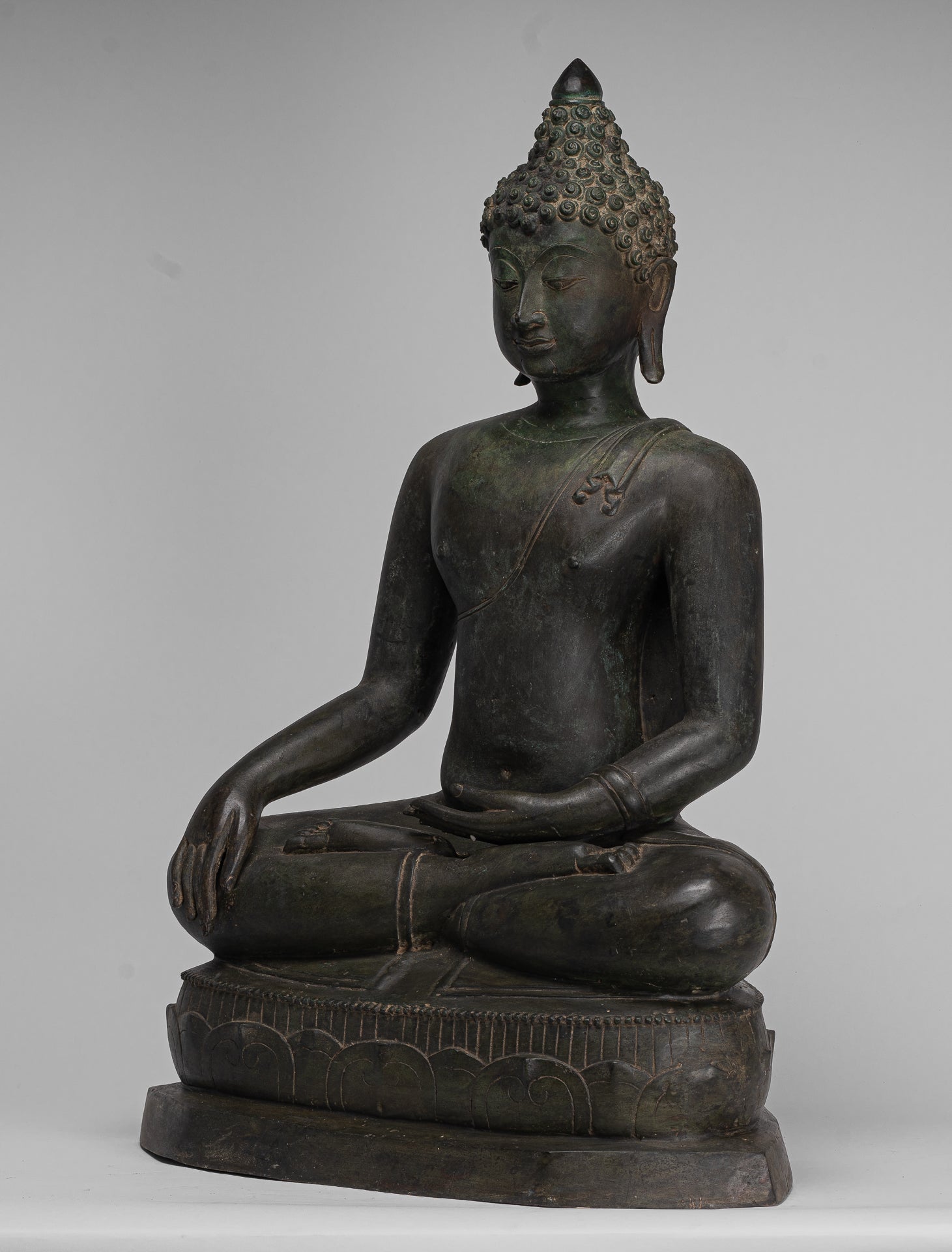 Large Buddha Statue - Antique Thai Style Bronze Chiang Saen Enlightenment Buddha Statue - 80cm/32"