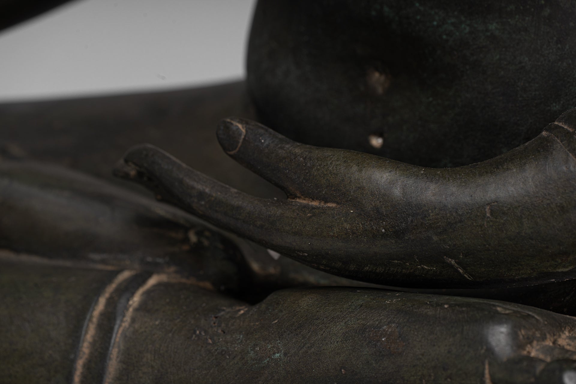 Large Buddha Statue - Antique Thai Style Bronze Chiang Saen Enlightenment Buddha Statue - 80cm/32"