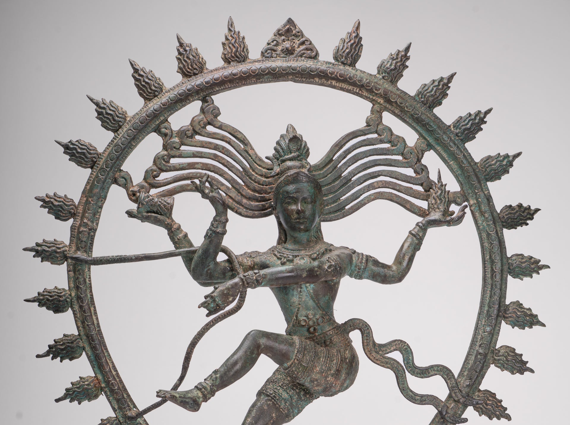 Shiva Statue - Antique Indian Style Bronze Dancing Shiva statue as Lord Nataraja - 66cm(26") Tall