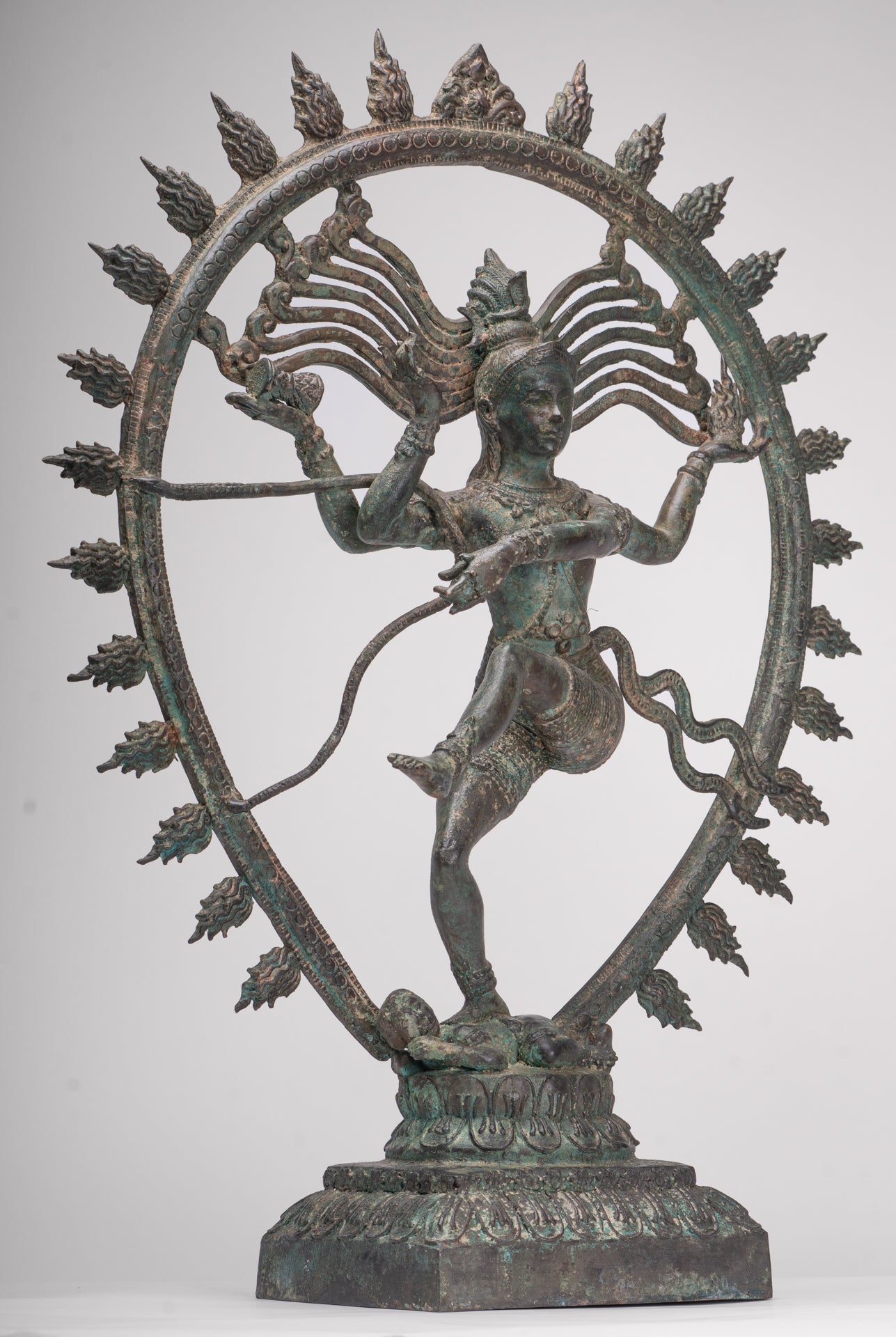 Shiva Statue - Antique Indian Style Bronze Dancing Shiva statue as Lord Nataraja - 66cm(26") Tall