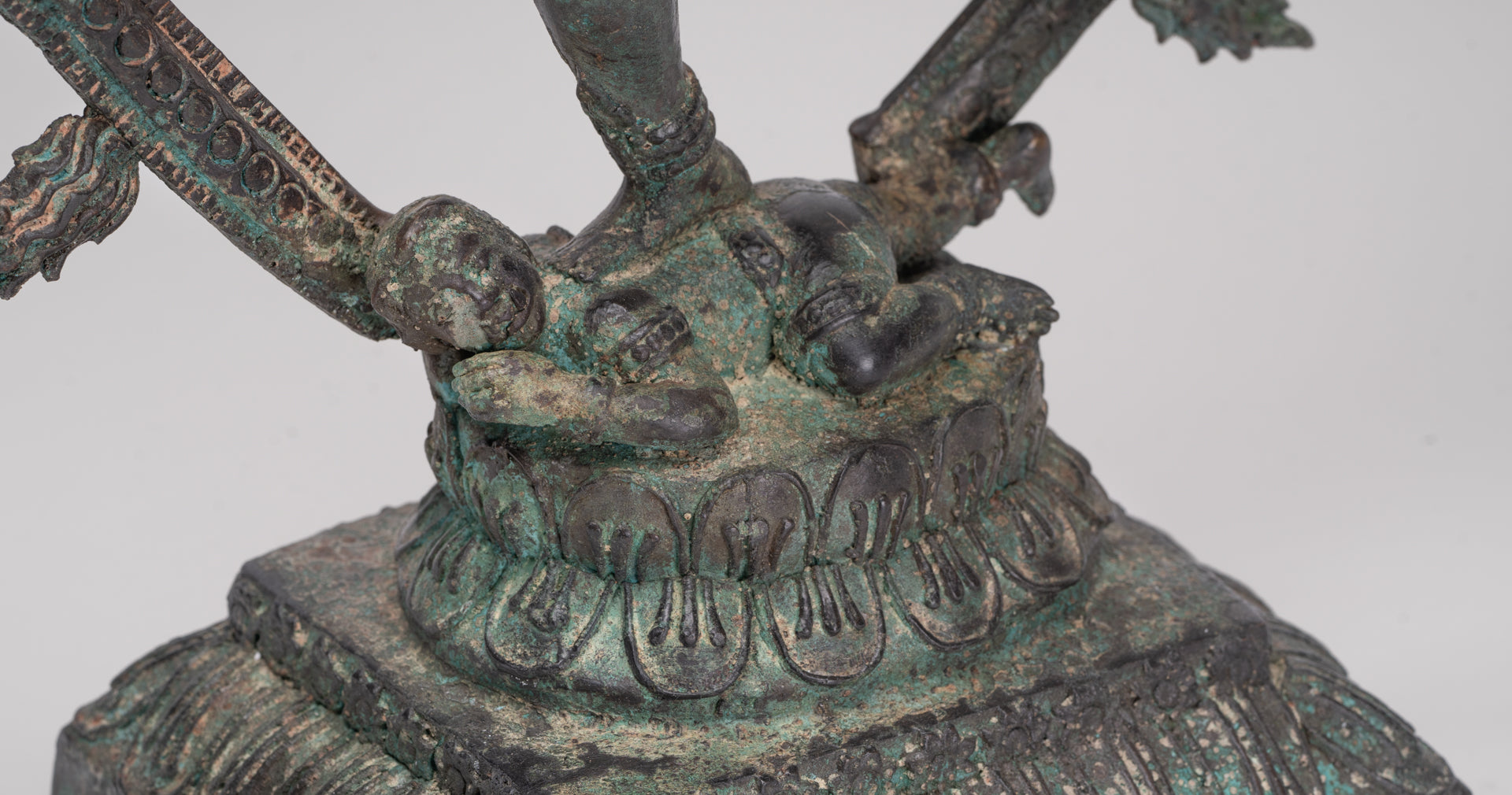 Shiva Statue - Antique Indian Style Bronze Dancing Shiva statue as Lord Nataraja - 66cm(26") Tall
