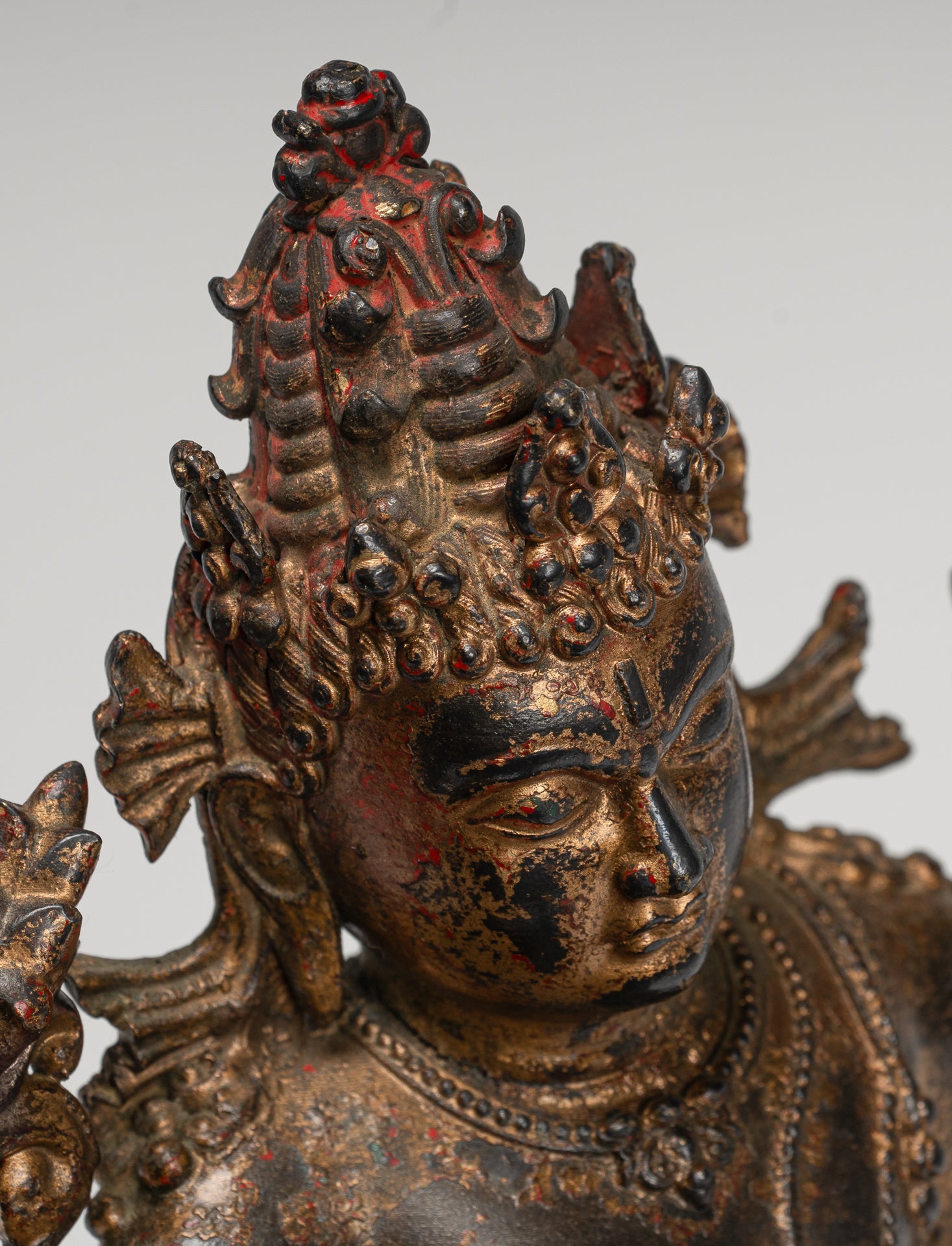 Bodhisattva Statue - Masterpiece Antique Tibetan Style Avalokiteshvara Bodhisattva Statue - 25cm/10"