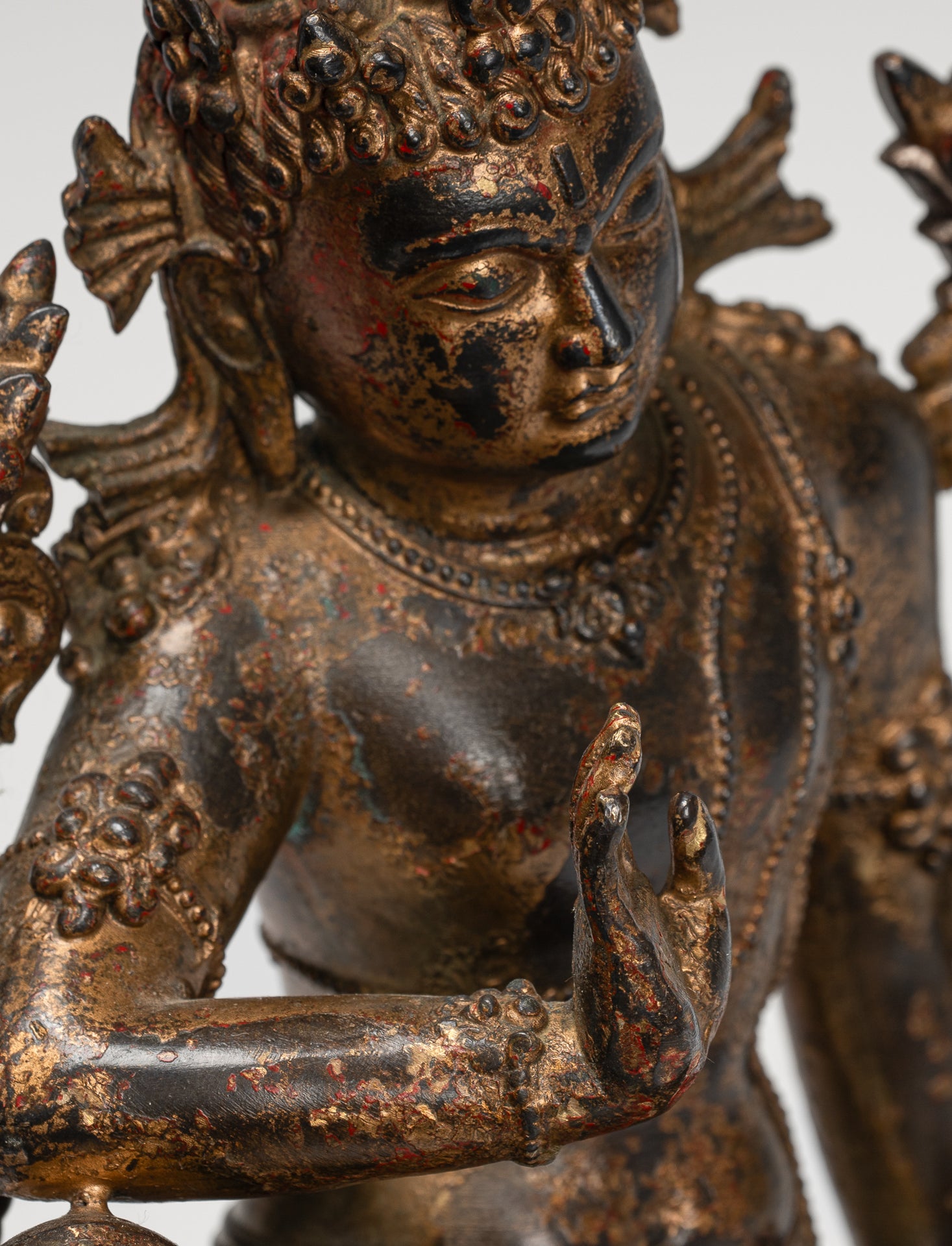 Bodhisattva Statue - Masterpiece Antique Tibetan Style Avalokiteshvara Bodhisattva Statue - 25cm/10"