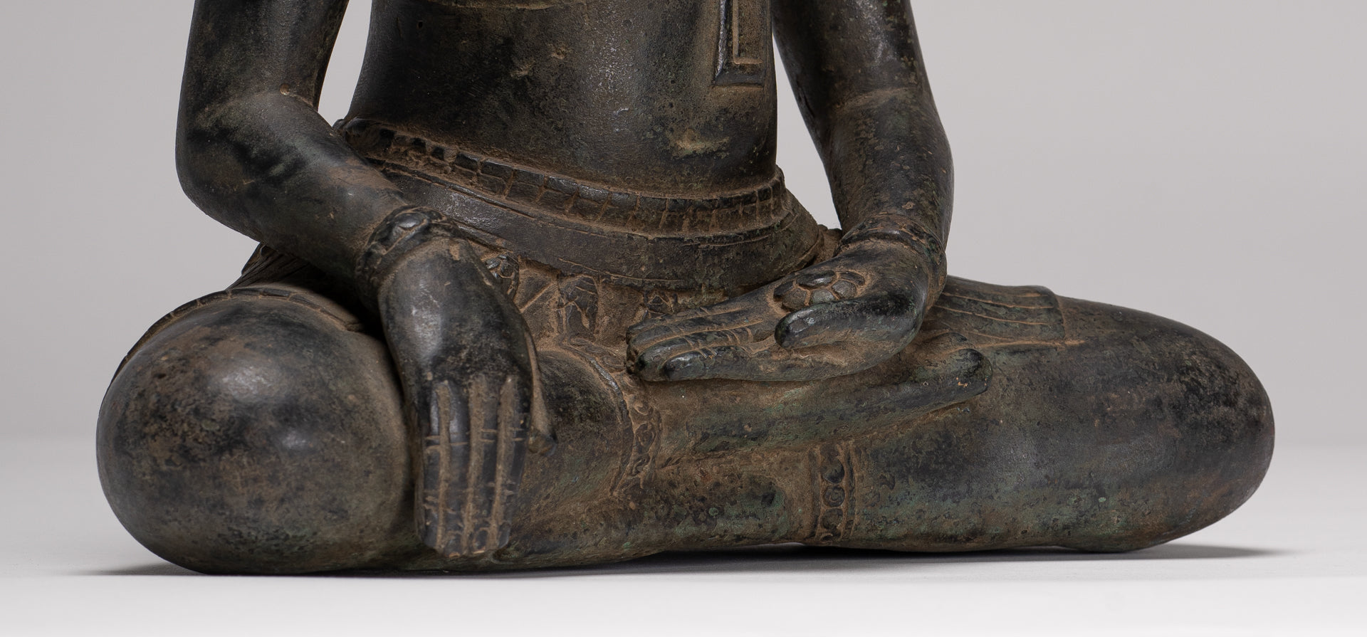 Buddha Statue - Antique Khmer Style Bronze Enlightenment Bayon Buddha Statue - 37cm/15"