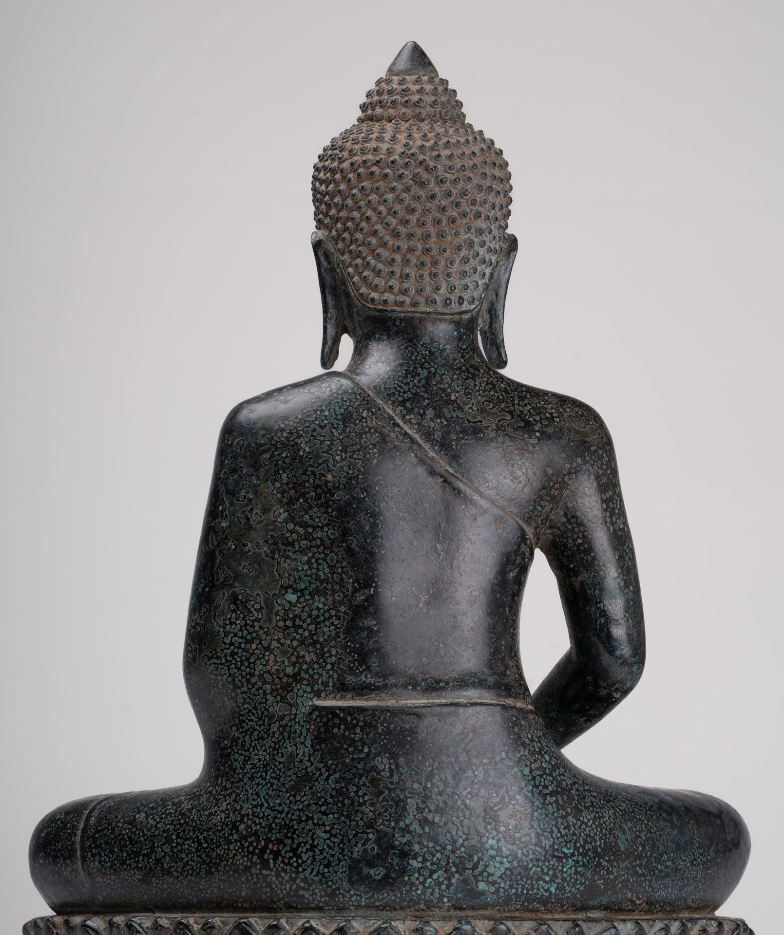 Buddha Statue - Antique Khmer Style Bronze Seated Meditation Buddha Statue - 42cm/17"