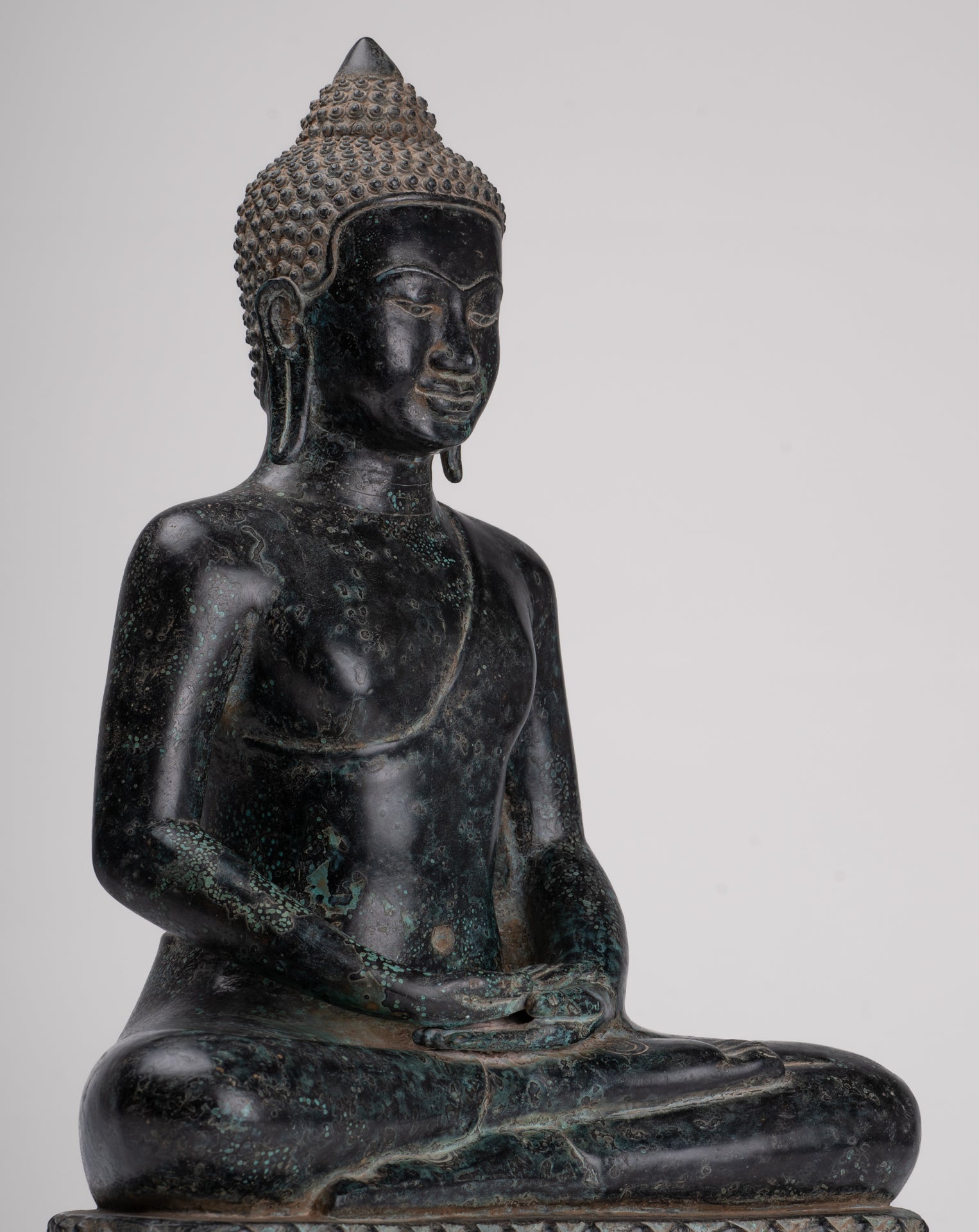 Buddha Statue - Antique Khmer Style Bronze Seated Meditation Buddha Statue - 42cm/17"