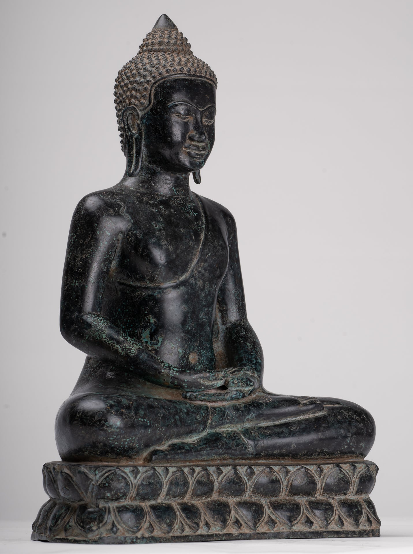 Buddha Statue - Antique Khmer Style Bronze Seated Meditation Buddha Statue - 42cm/17"