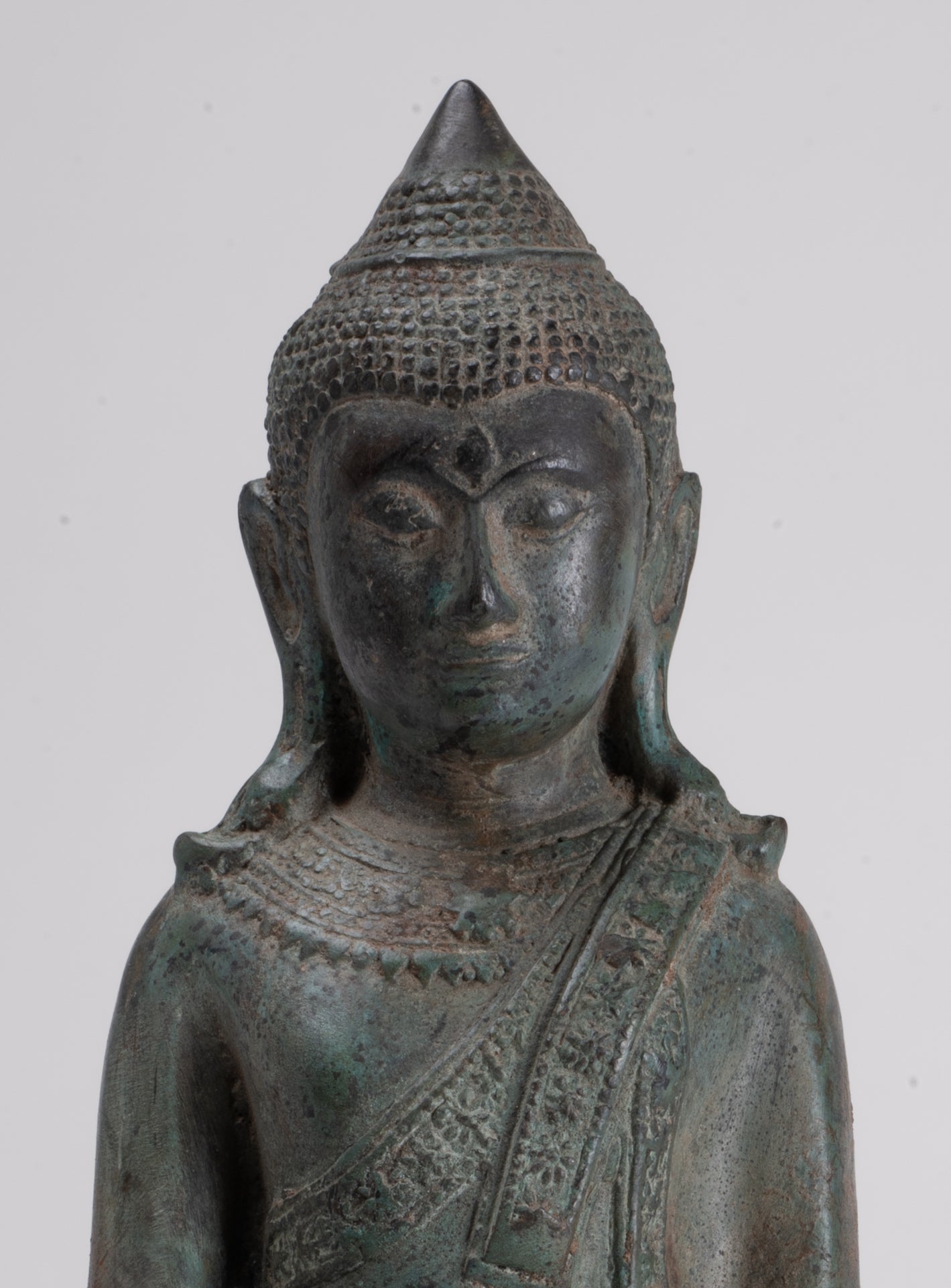 Buddha Statue - Antique Thai Style Chiang Rung Seated Buddha Statue - 23cm/9"